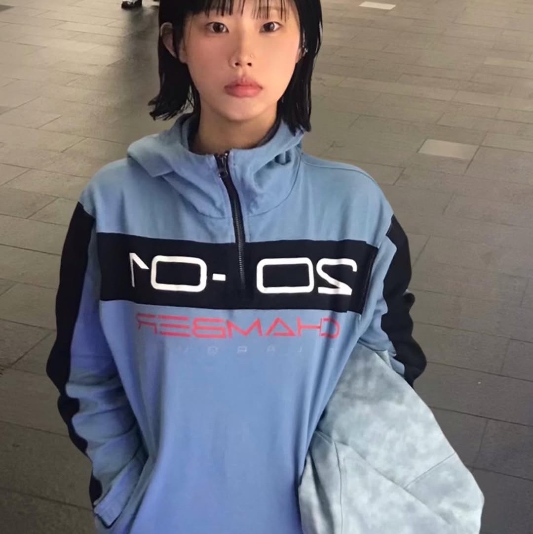 SPORT CHAMBER Guard Hood T-Shirt Sky Blue 착용 스타일 - 8