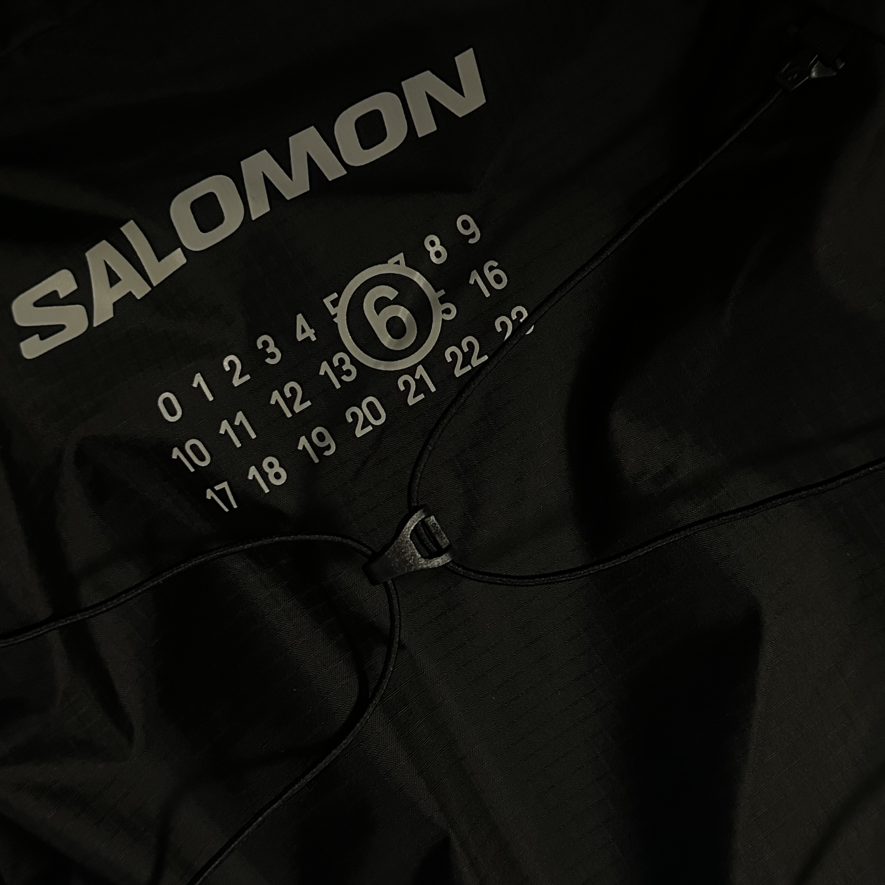 Salomon x MM6 Maison Margiela XT-15 Black 착용 스타일