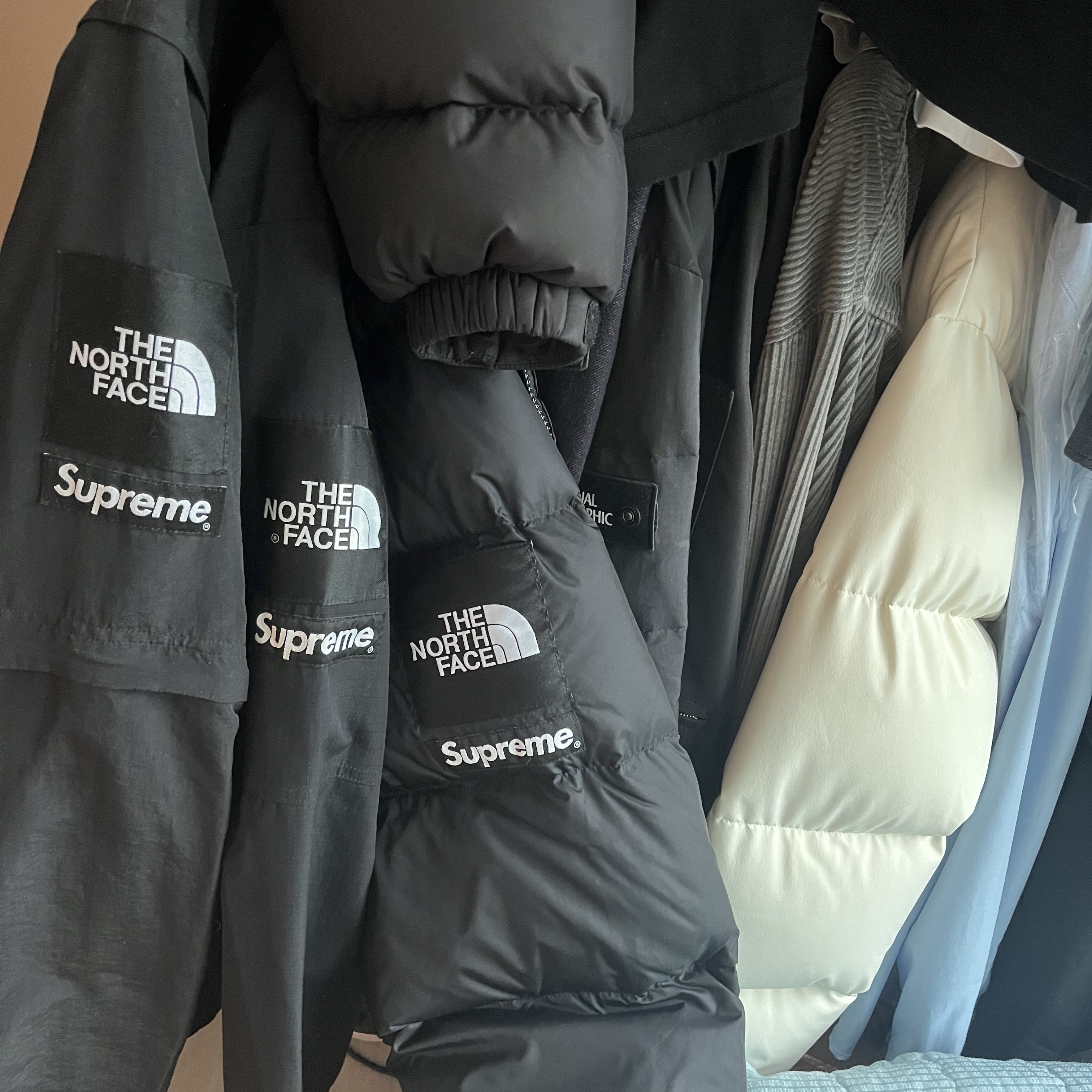 Supreme x The North Face Split Nuptse Jacket Black - 24SS 착용 스타일