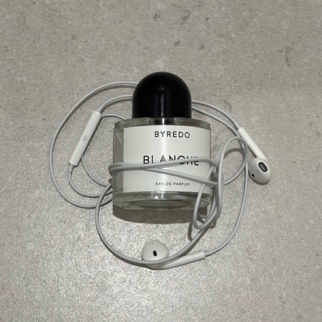 Nike Air Force 1 '07 Low White, Chanel Boy De Chanel Lip Balm 착용 스타일 - 1