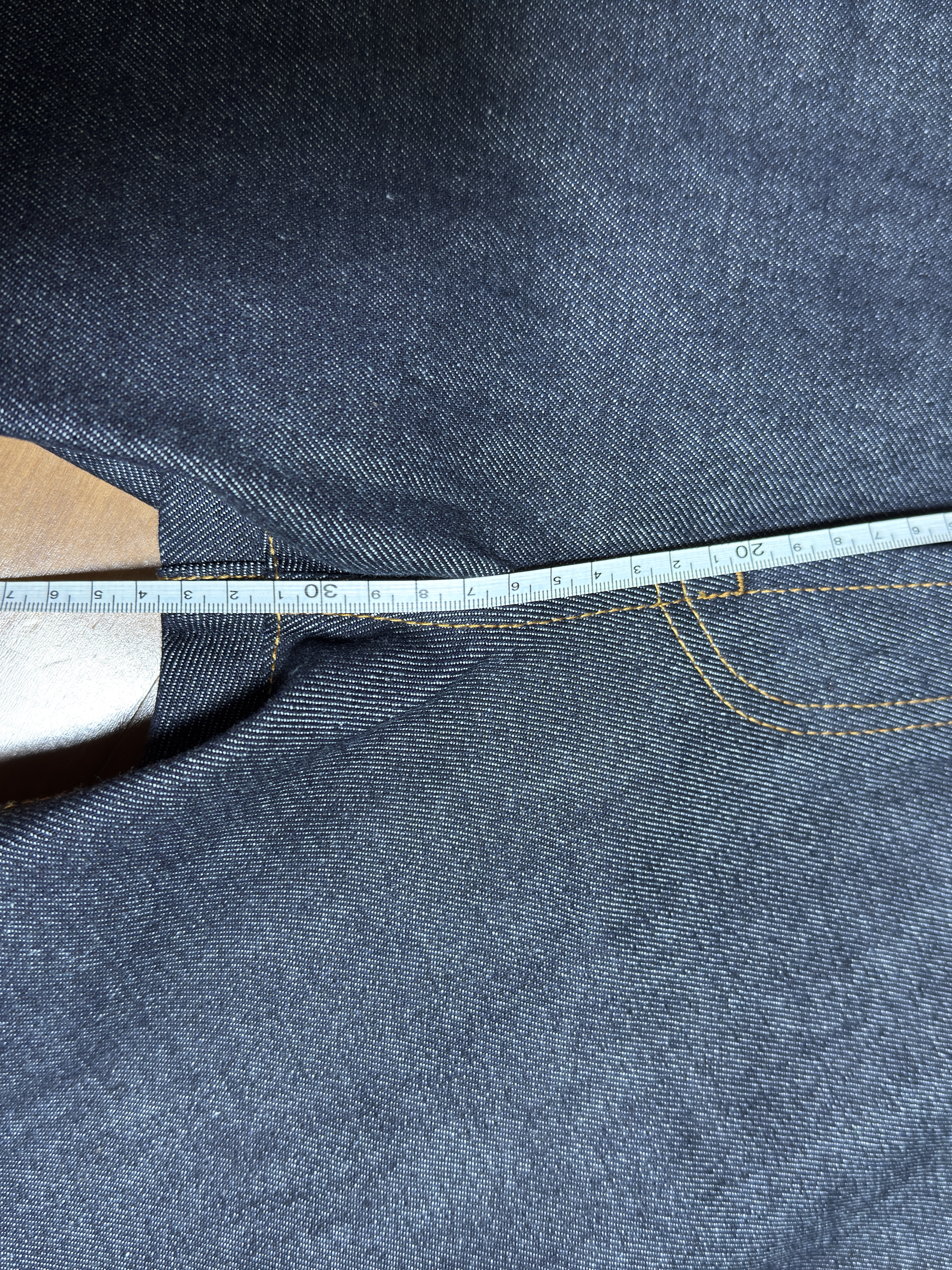 Supreme Rigid Loose Fit Selvedge Jean Rigid Indigo - 25FW 착용 스타일 - 2