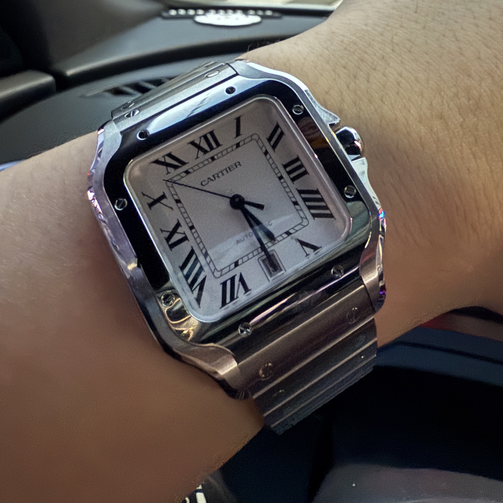 Cartier Santos de Watch Extra Large Automatic Yellow Gold Steel Metal Bracelet 착용 스타일 - 2