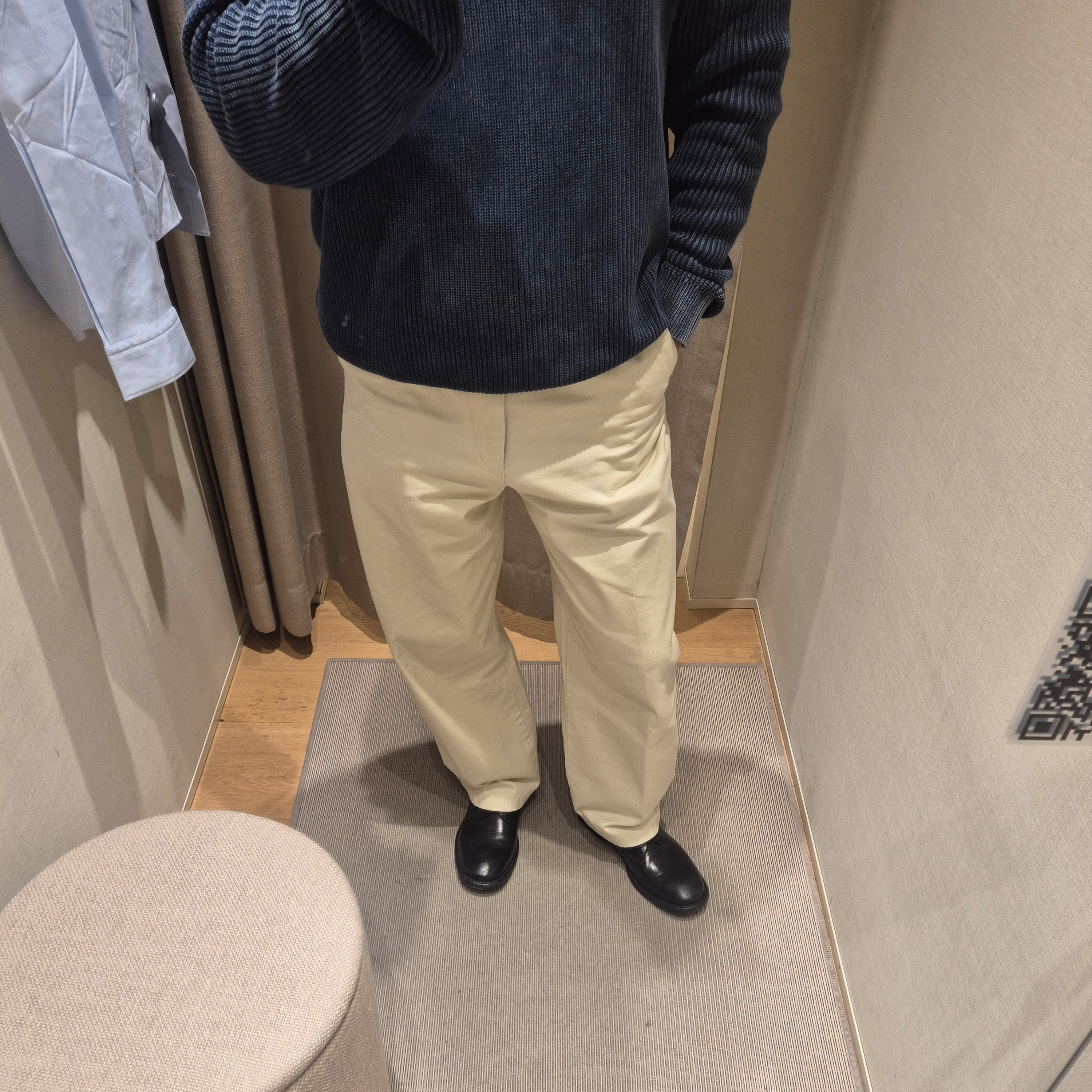Grds Blucher 08 Leather Black, Tonywack Suede Single-Breasted Coat Black 착용 스타일 - 2