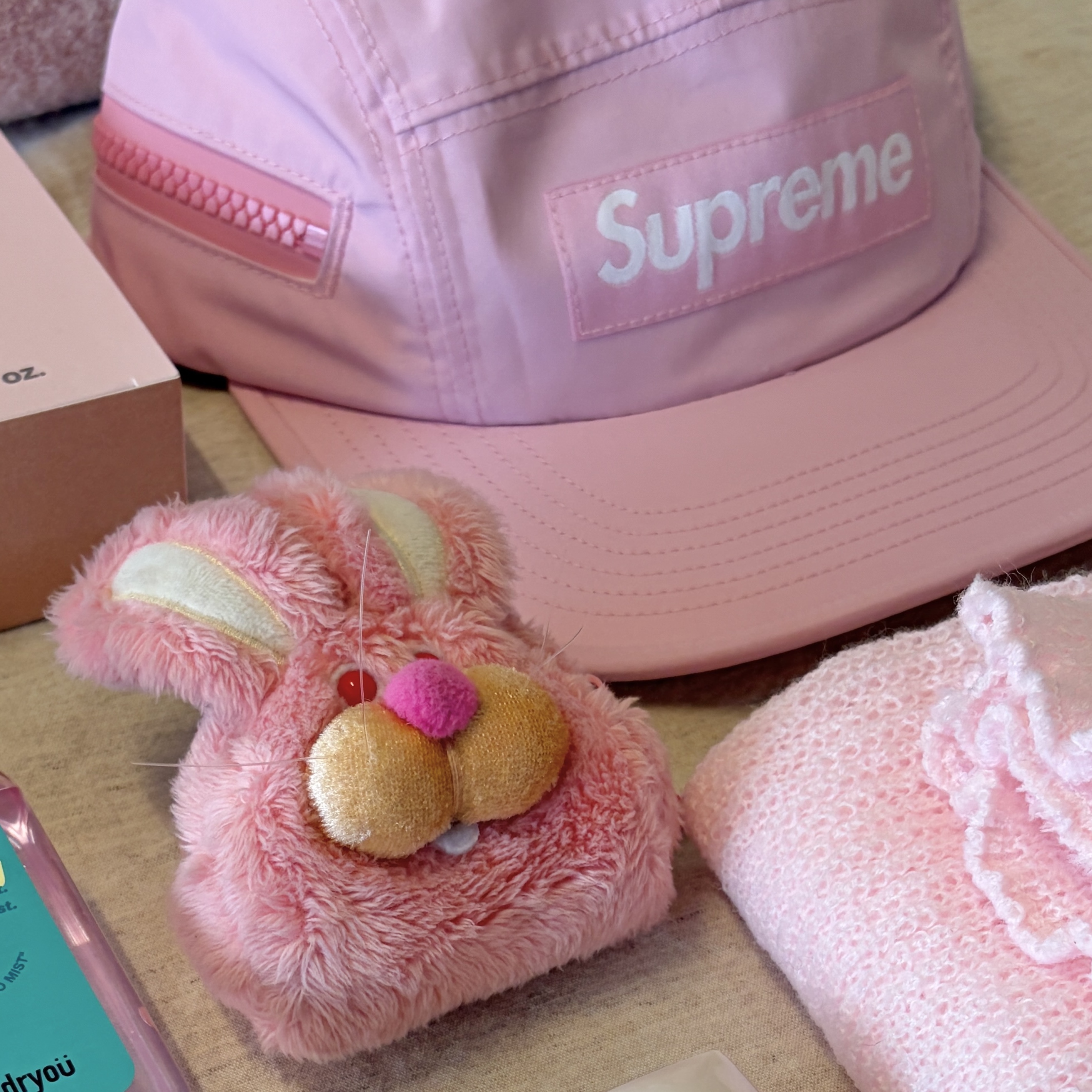 Supreme Gore-Tex Zip Pocket Camp Cap Pink - 25FW 착용 스타일 - 3