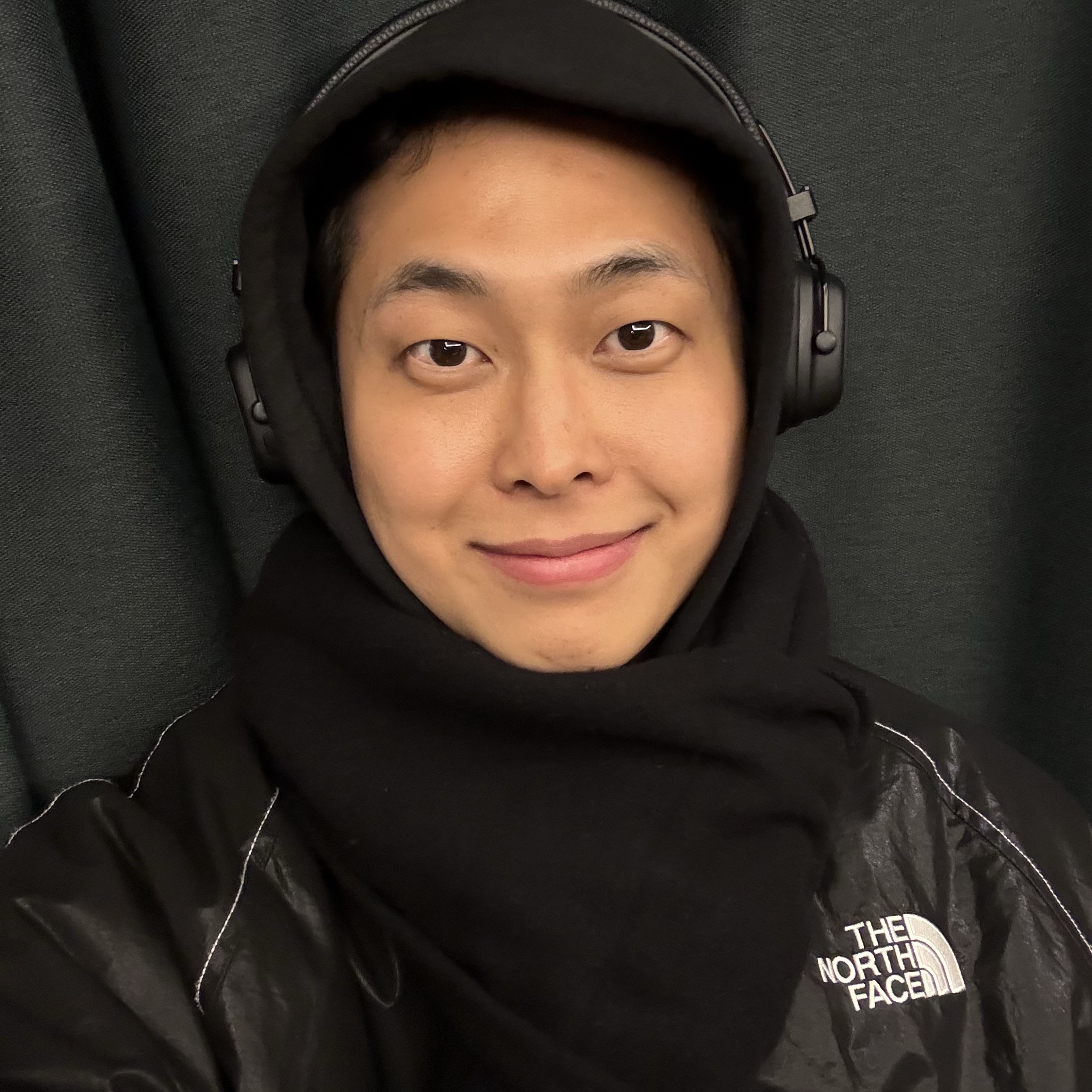 Marshall Major V Black (Korean Ver.), Acne Studios Wool Fringe Muffler Black 착용 스타일 - 1