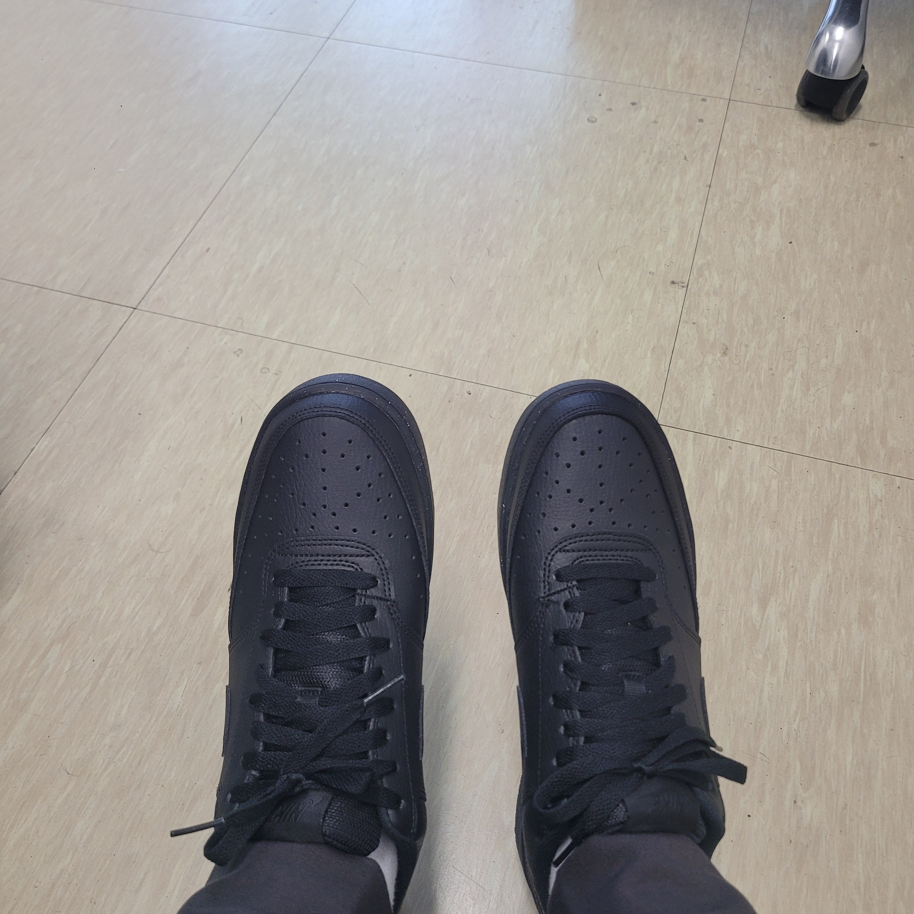 Nike Court Vision Low Next Nature Black 착용 스타일