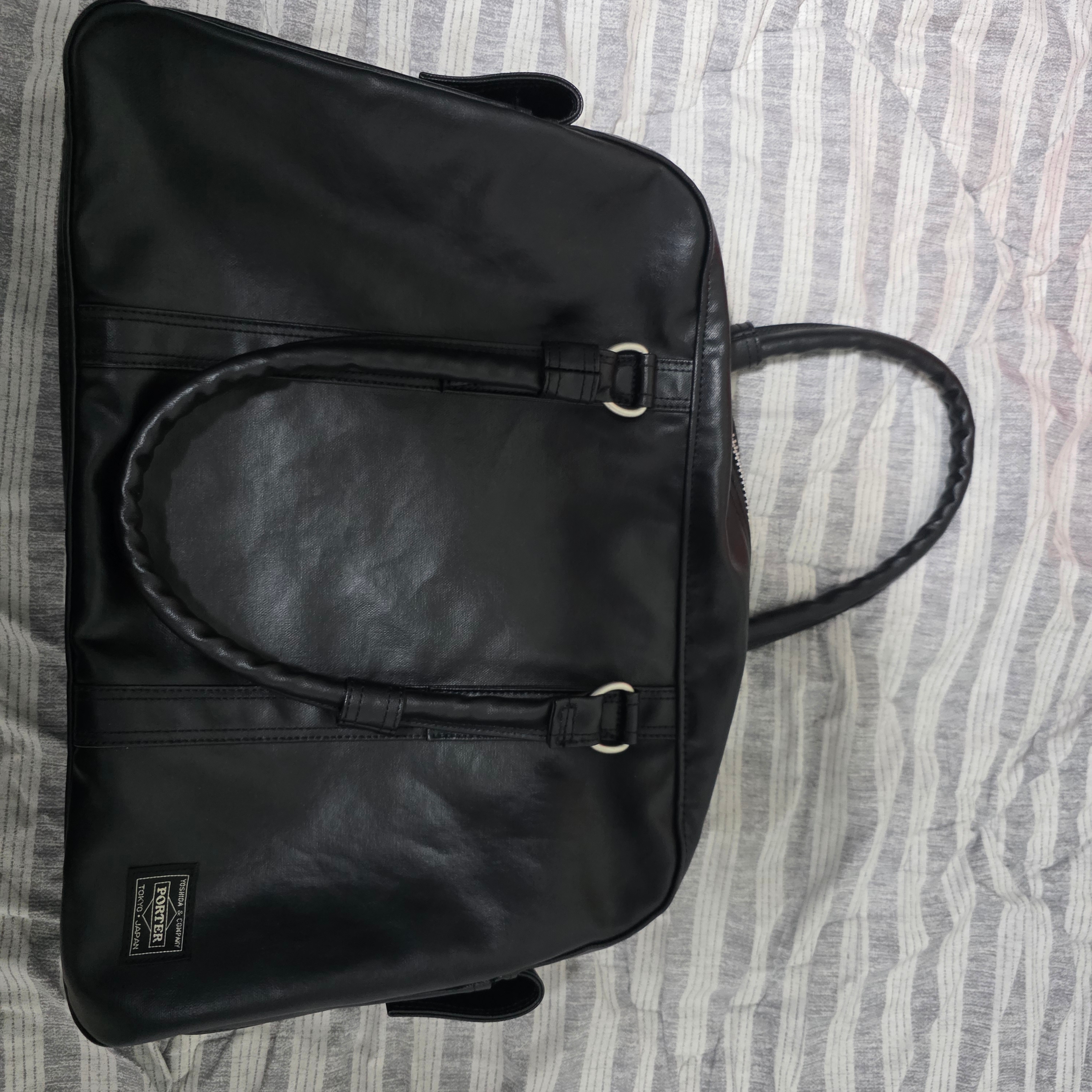 Porter Free Style Boston Bag Black 착용 스타일