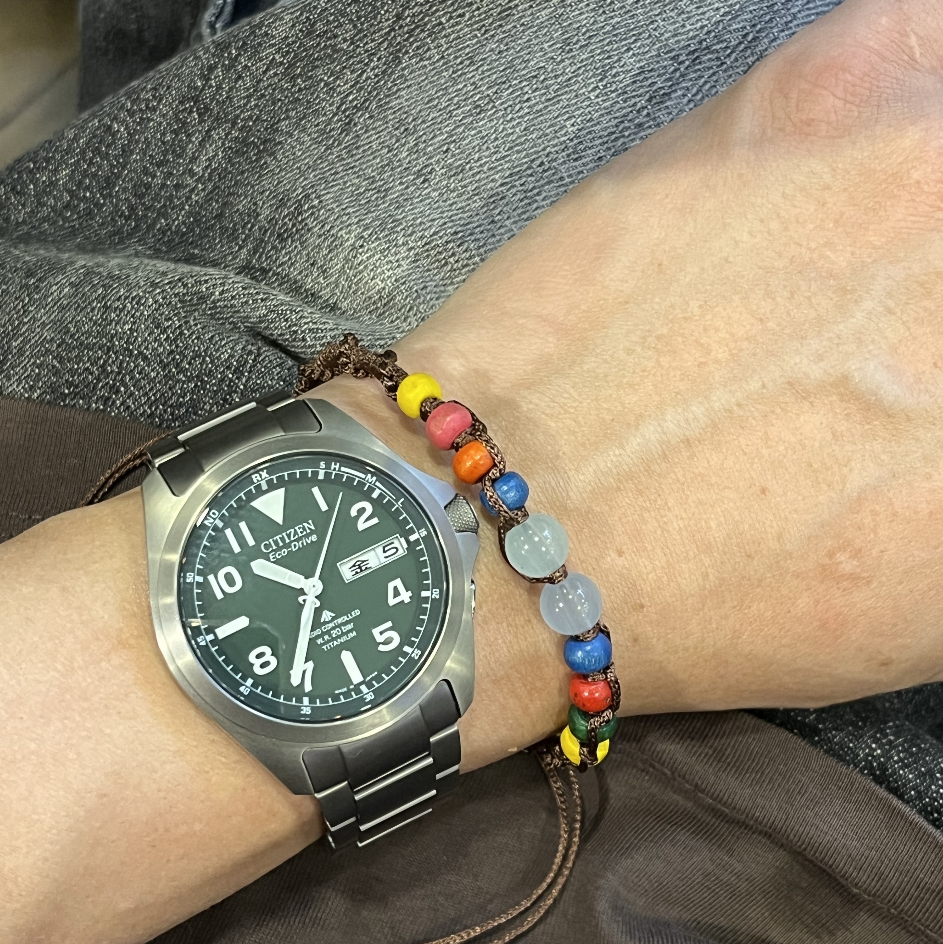 Citizen Promaster Land Eco-Drive 39mm Super Titanum Green Silver 착용 스타일