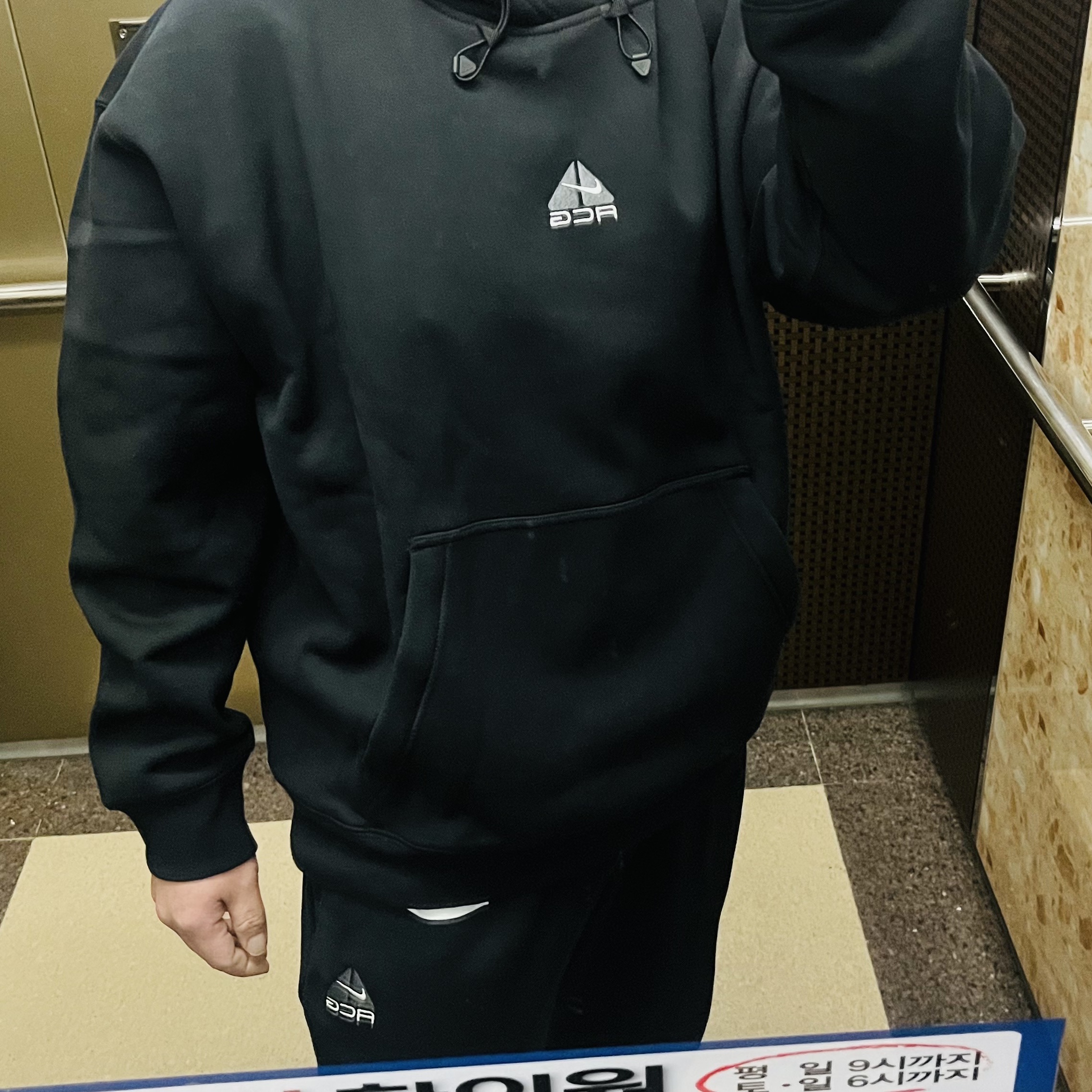 Nike ACG Therma-Fit Fleece Pullover Hoodie Black Anthracite - Asia 착용 스타일 - 1