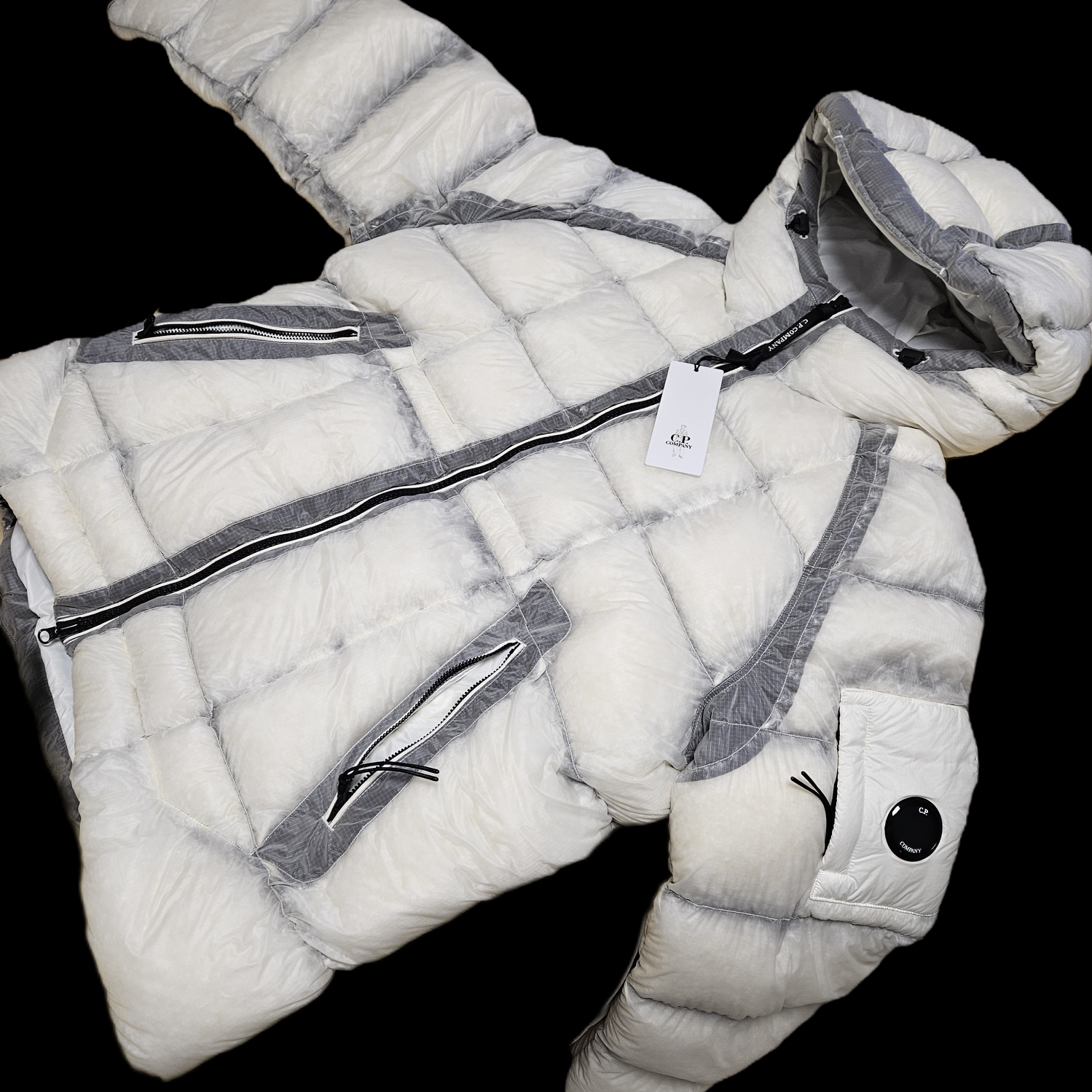 C.P. Company D.D. Shell Hooded Down Jacket Gauze White - 25FW 착용 스타일