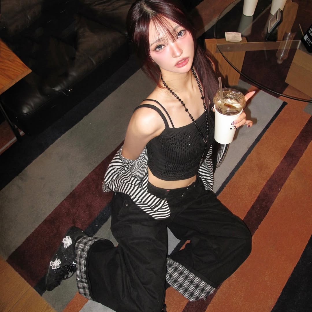 SPORT CHAMBER SC Check Cuff Pants BLACK 착용 스타일 - 1