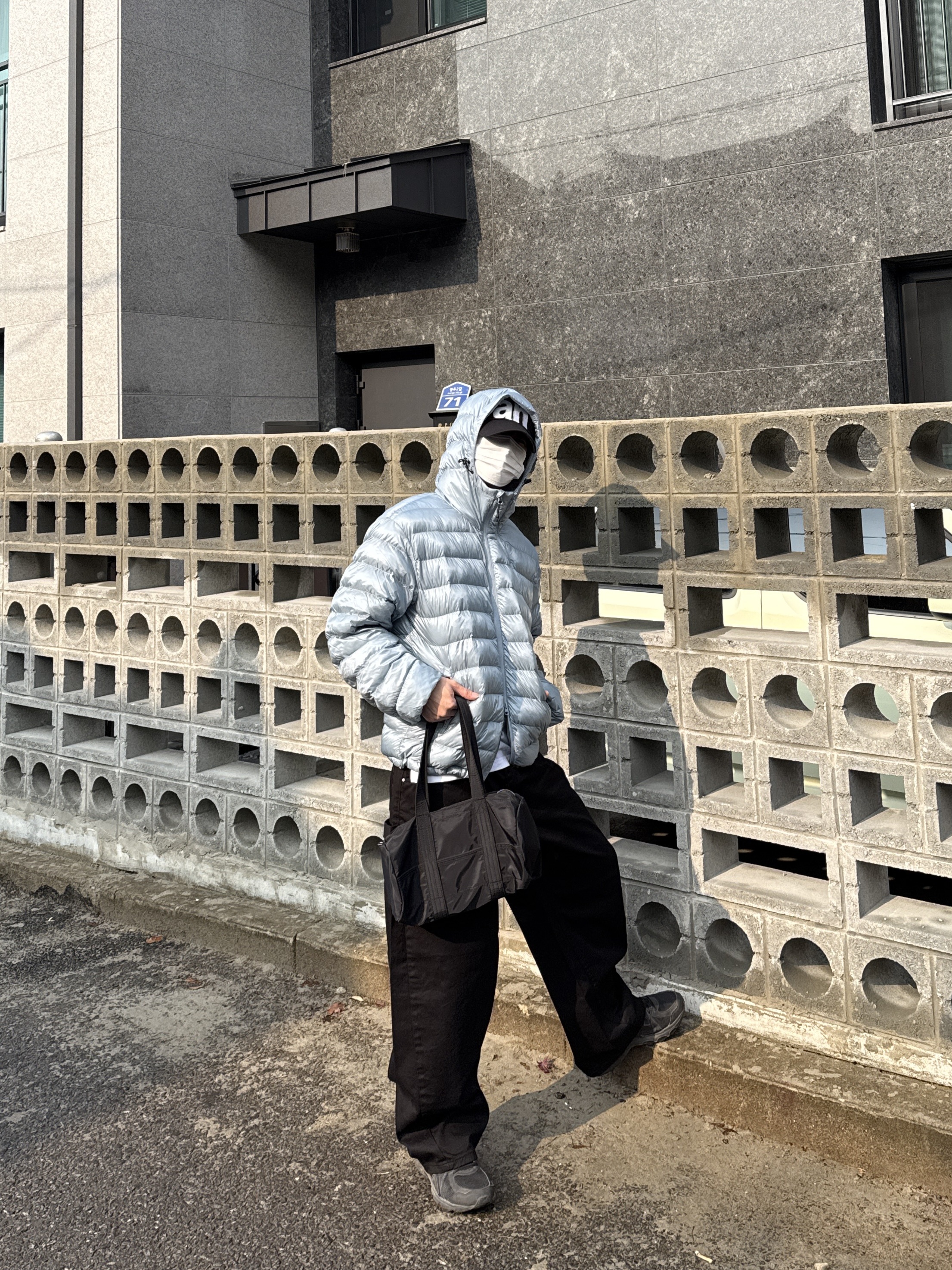 Asics Jog 100 T Black - 4E Extra Wide, Asics Jog 100 2 Black 착용 스타일 - 1