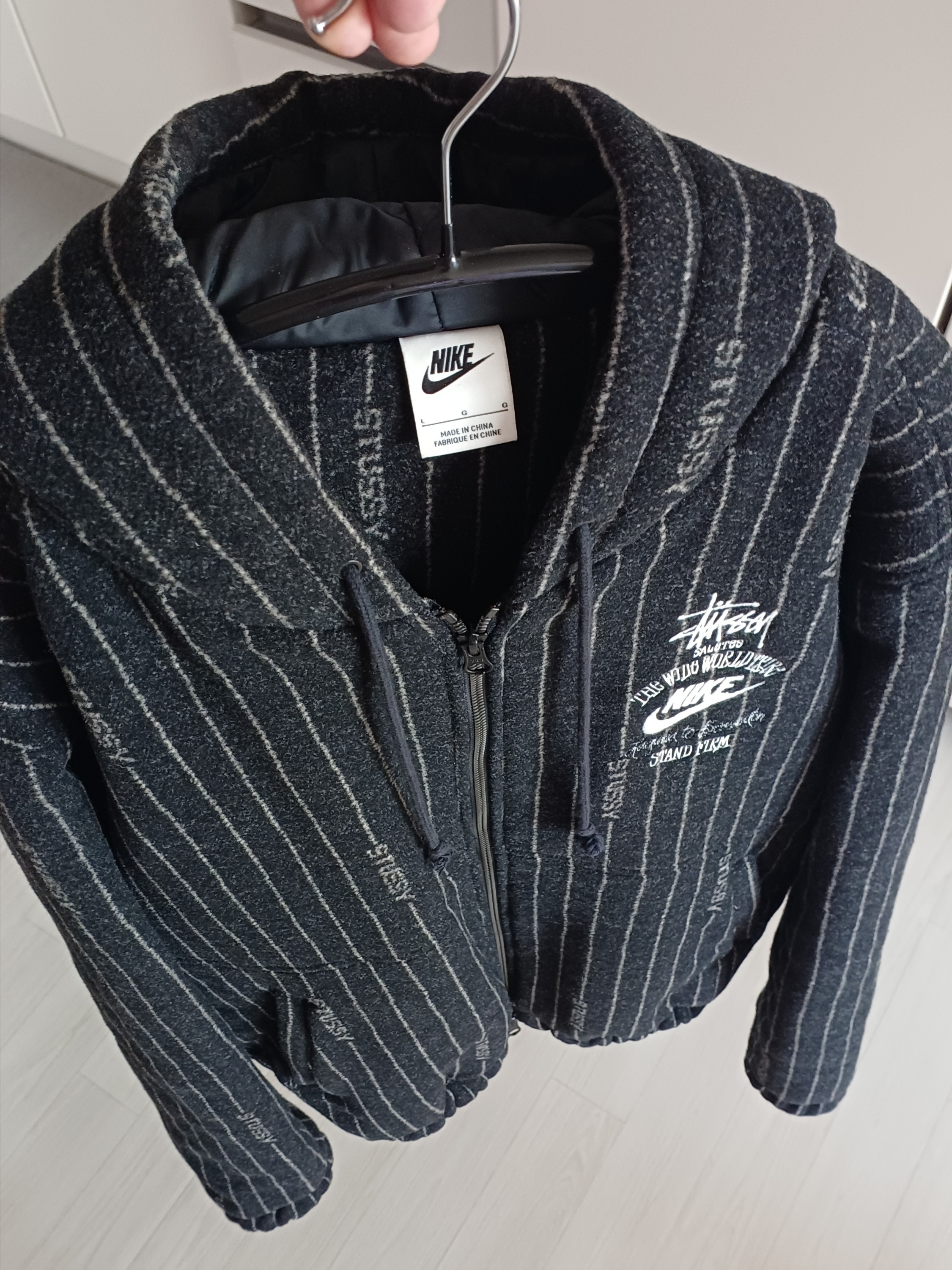 Nike x Stussy NRG Striped Wool Jacket Black (DR4023-010) 착용 스타일