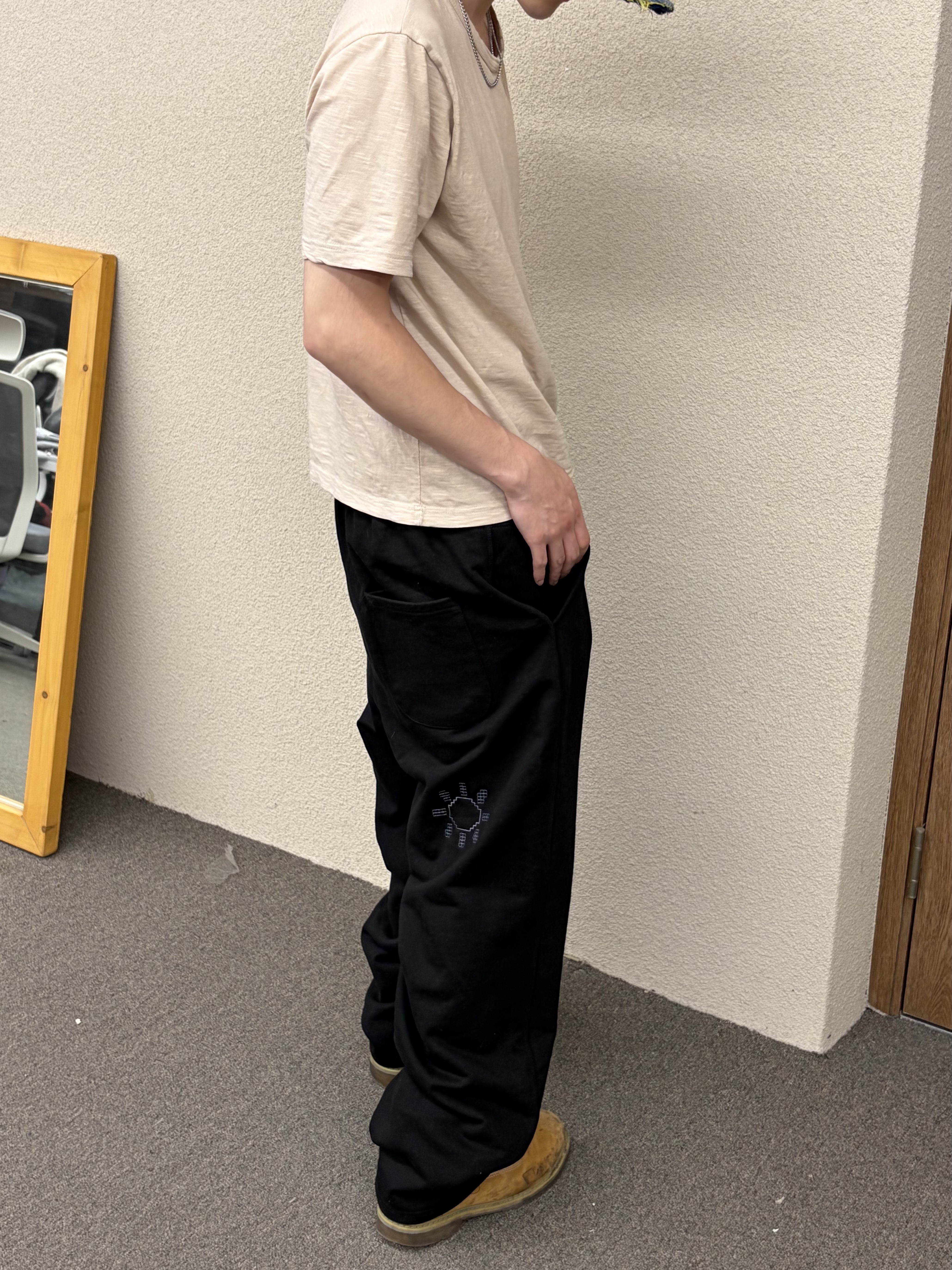 Timberland Premium 6 inch Waterproof Boot Wheat Nubuck - Wide, [KREAM 단독] Knitted Sun Training Pants Black 착용 스타일 - 2