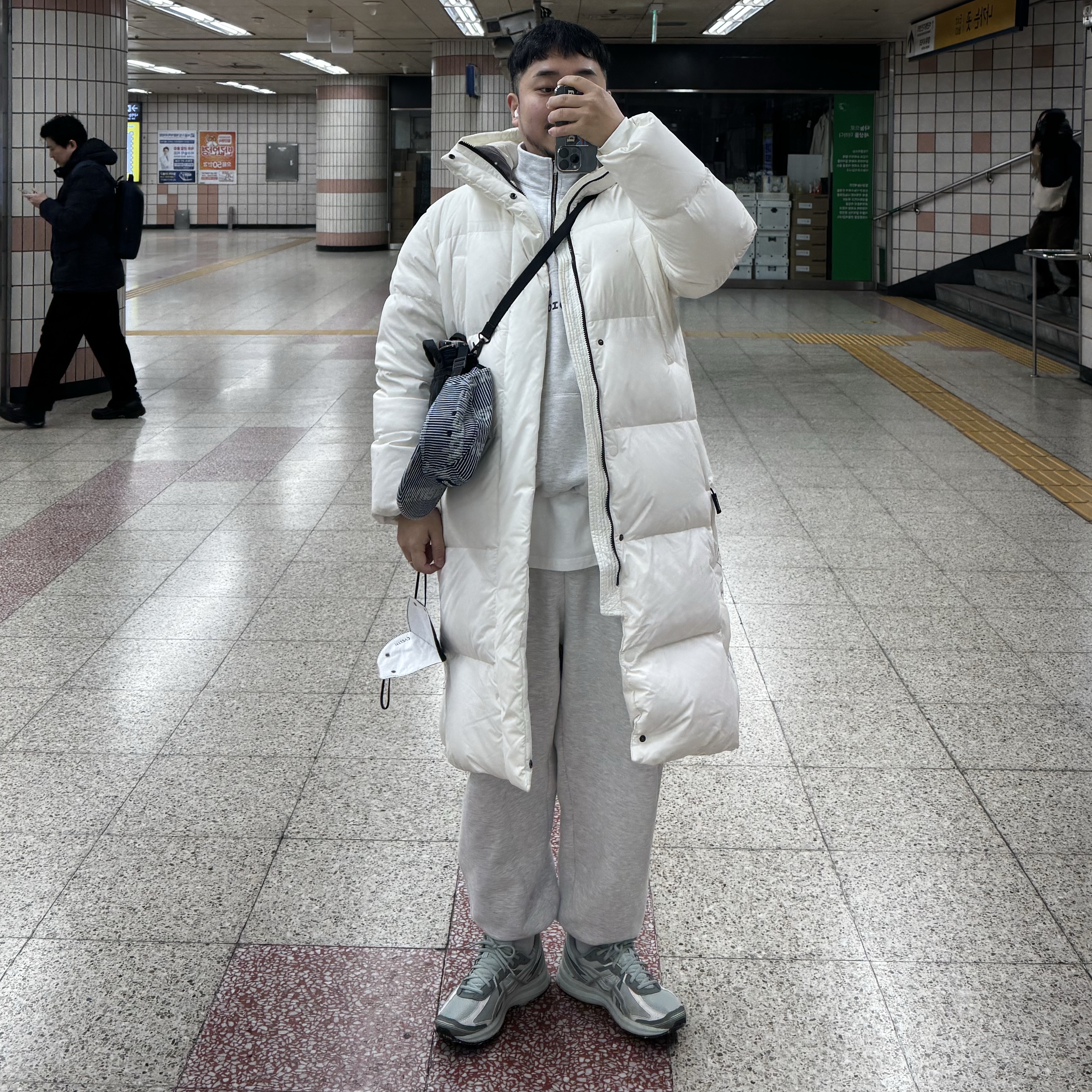 Supreme Denim Camp Cap Stripe - 24SS, Asics Jog 100 T Black - 4E Extra Wide 착용 스타일
