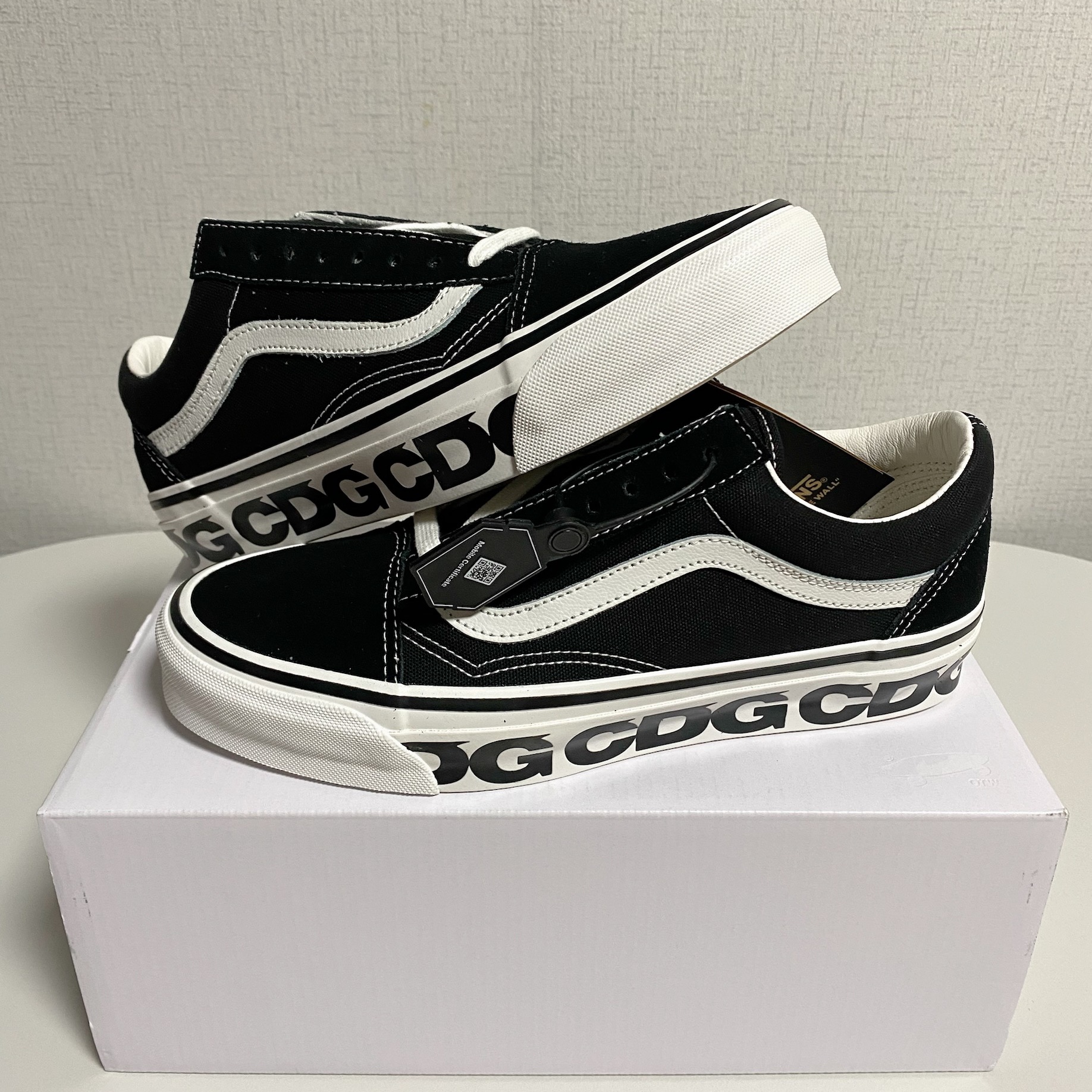 Vans x CDG OTW Old Skool Black 착용 스타일