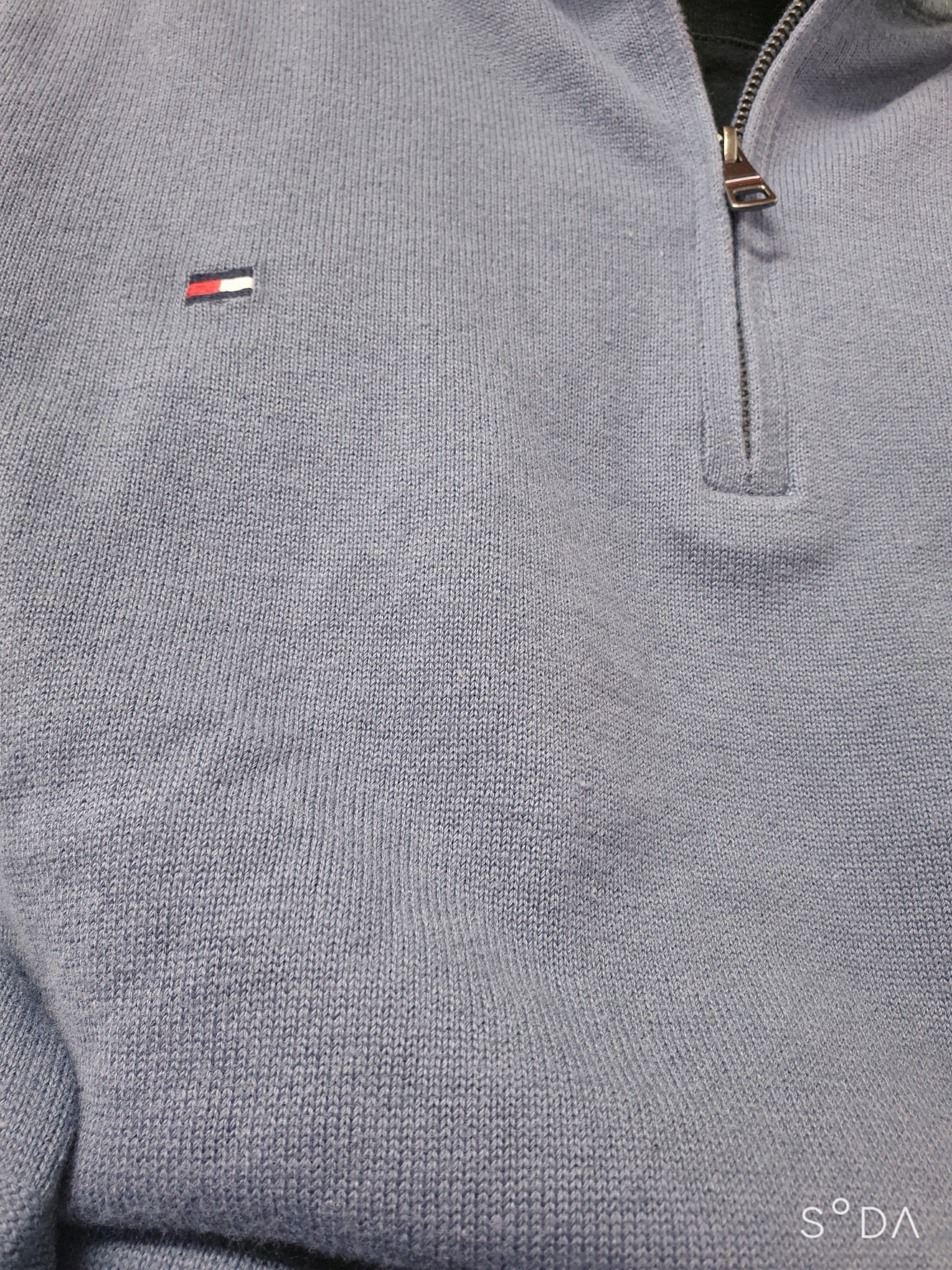 Tommy Hilfiger Cable Knit Quarter Zip Sweater Navy 착용 스타일