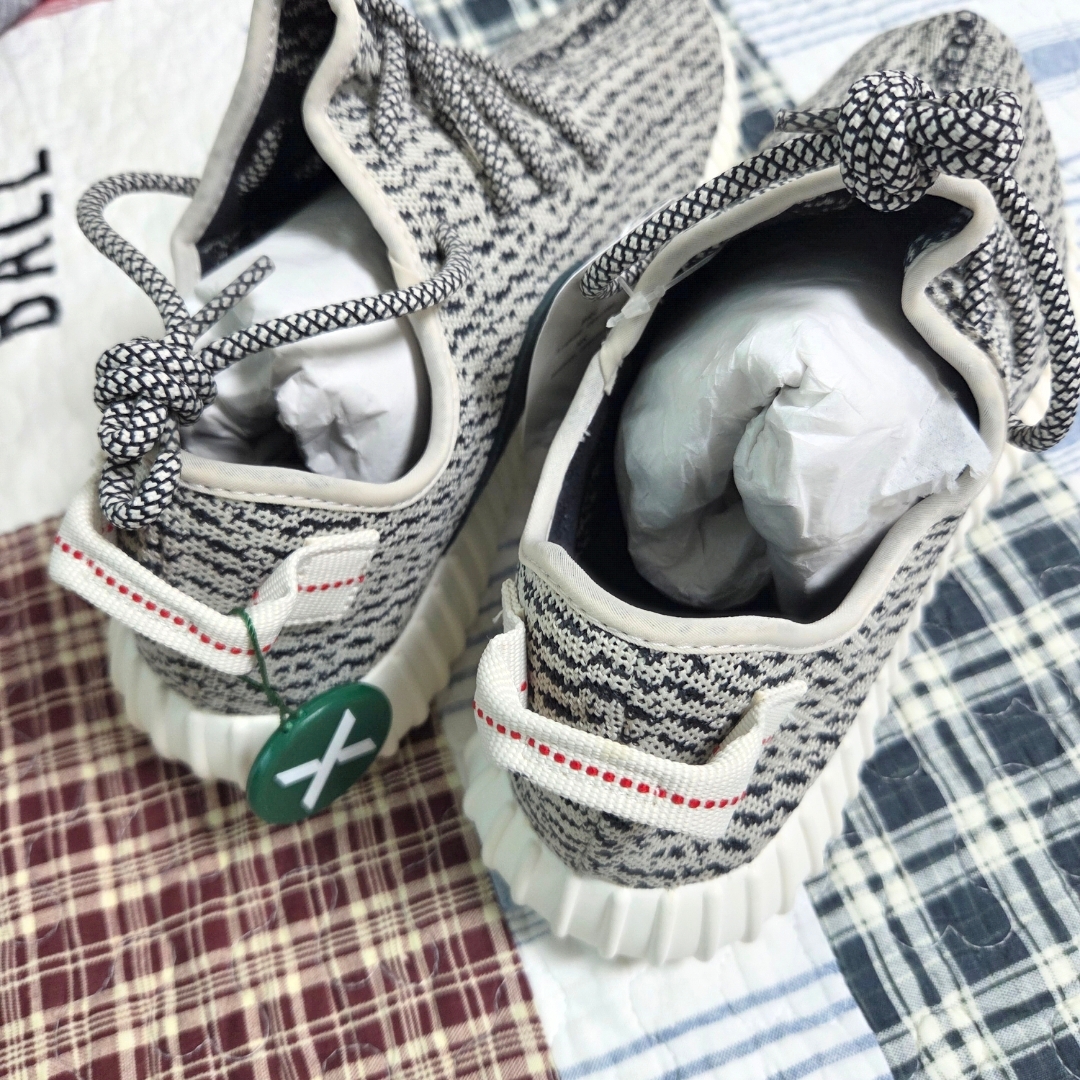 Adidas Yeezy Boost 350 Turtledove 2015 착용 스타일