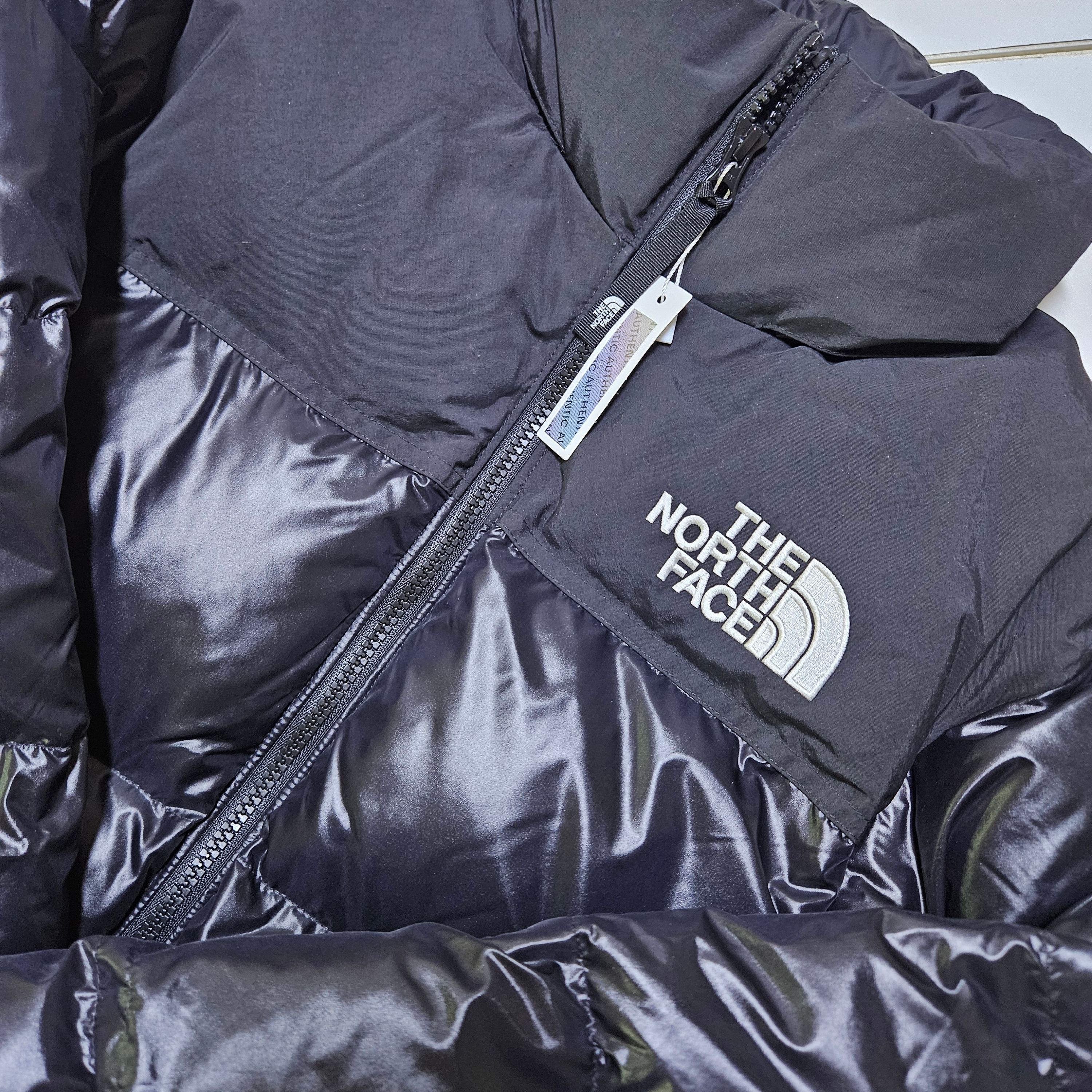 The North Face On Ball Jacket Black 착용 스타일 - 3