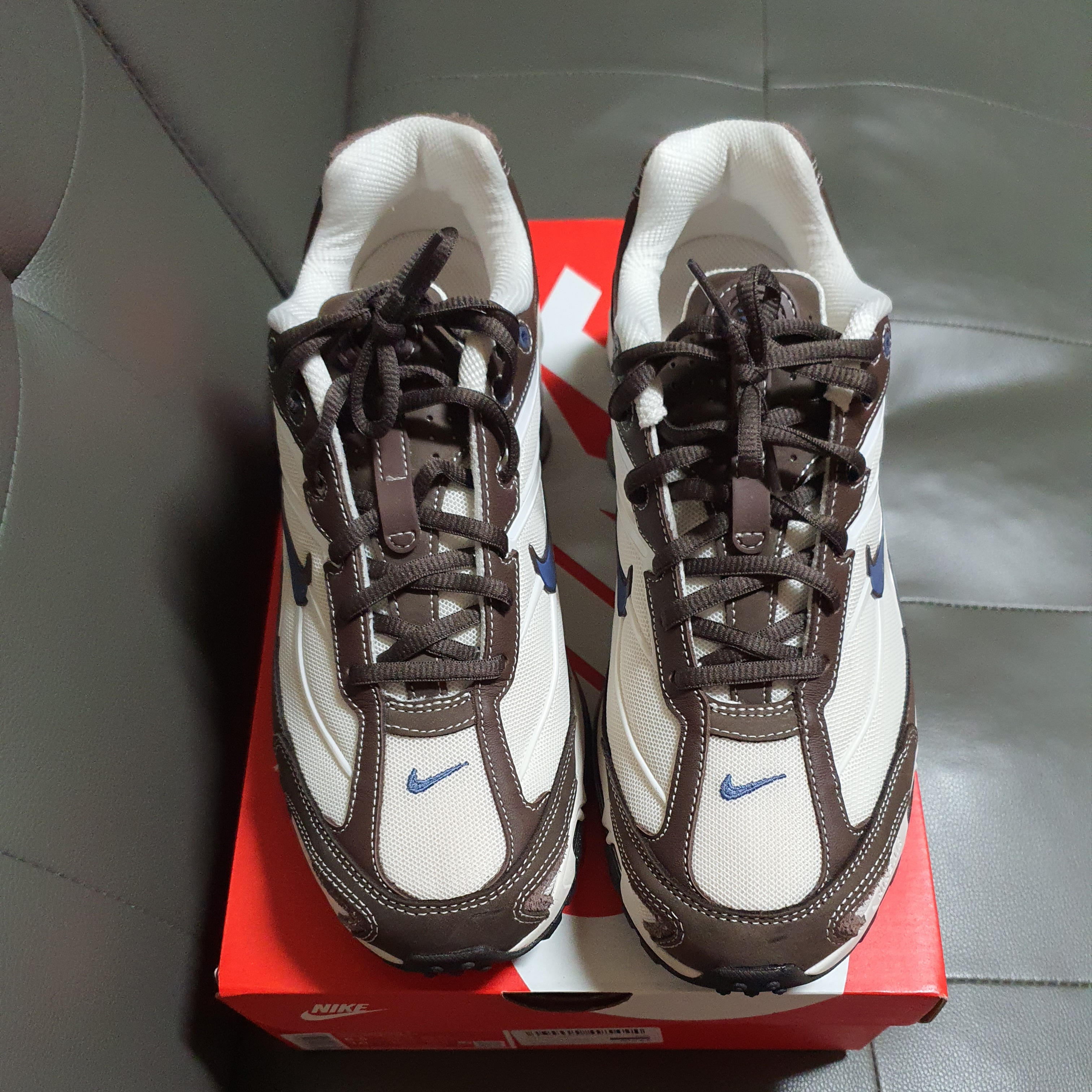 Nike Shox Ride 2 Baroque Brown Diffused Blue 착용 스타일