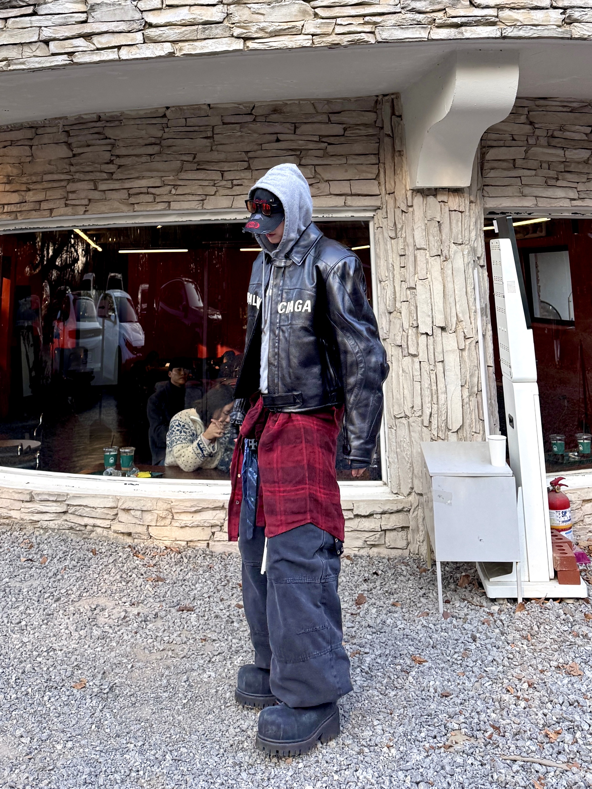 Kamien x MJD Double Hole Belt Black Shearling Calfskin, Nonnod Double knee cover pants Vintage black 착용 스타일 - 4