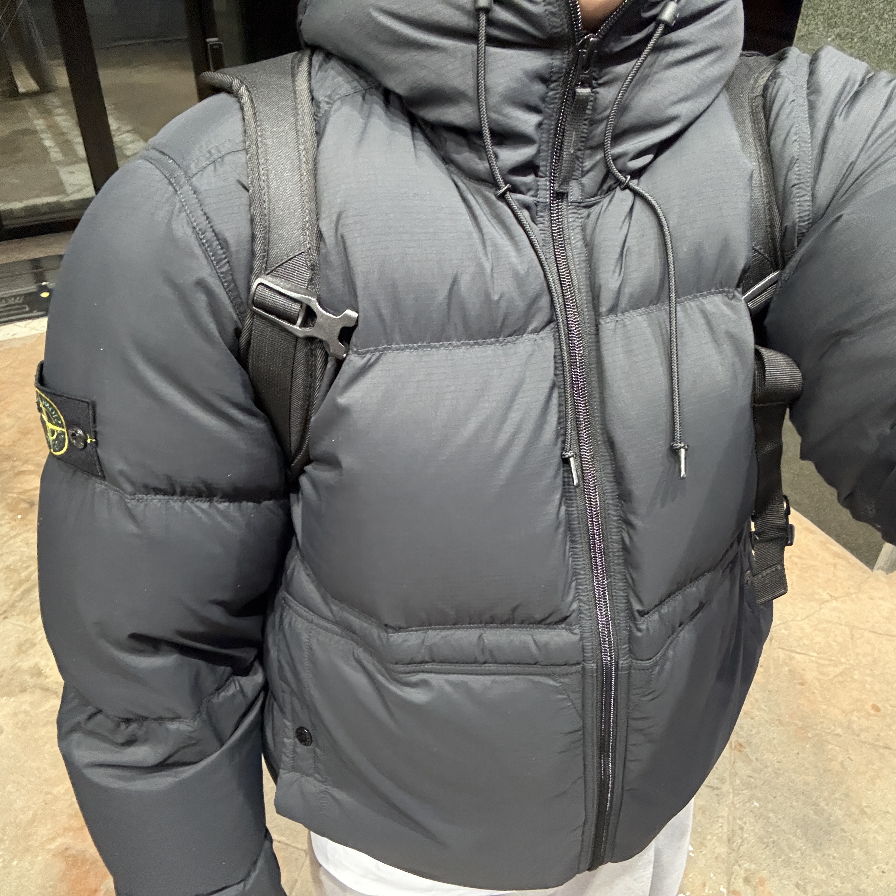 Stone Island 4100019 Matt Ripstop Cordura Advanced Fabrics Down Parka with Water Resistance and Snap Pockets Black - 25FW 착용 스타일