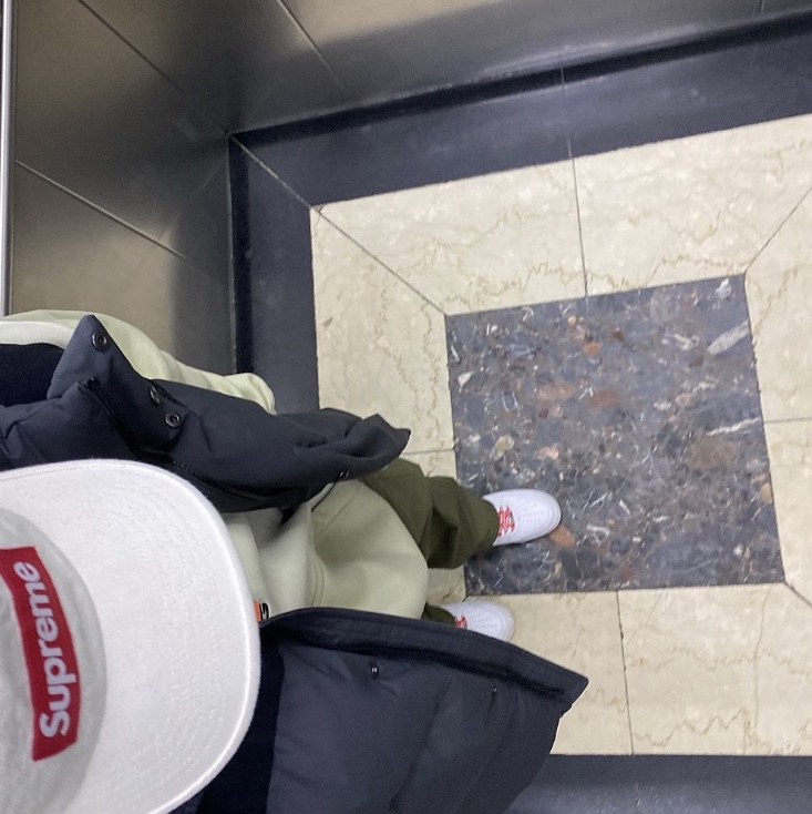 Nike x Supreme Air Force 1 Low White 착용 스타일