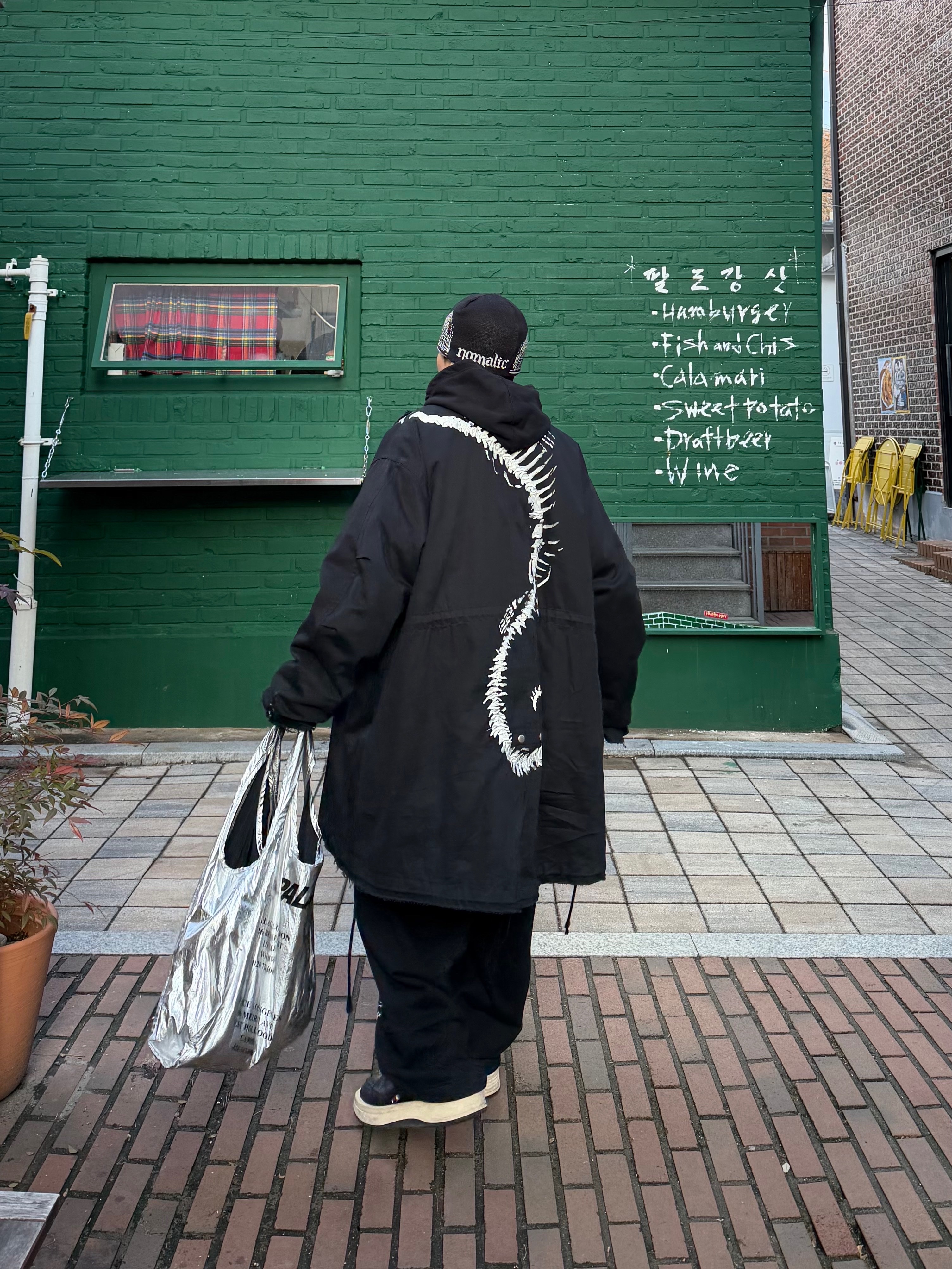 Converse x Drkshdw Turbowpn Black Cream, Palace Palace Shop Reusable Bag Silver - 22FW 착용 스타일 - 5
