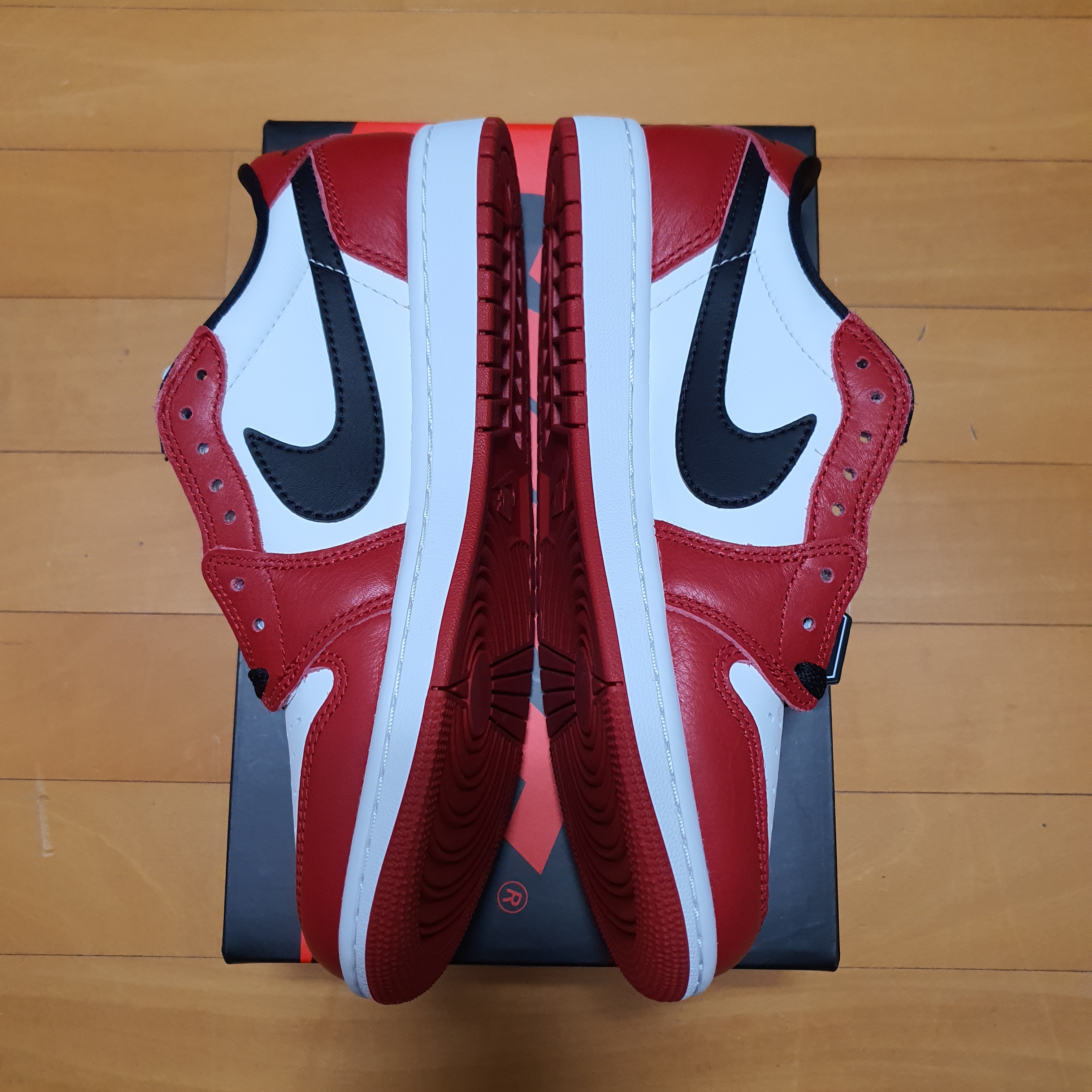 Jordan 1 Retro Low OG Chicago 착용 스타일
