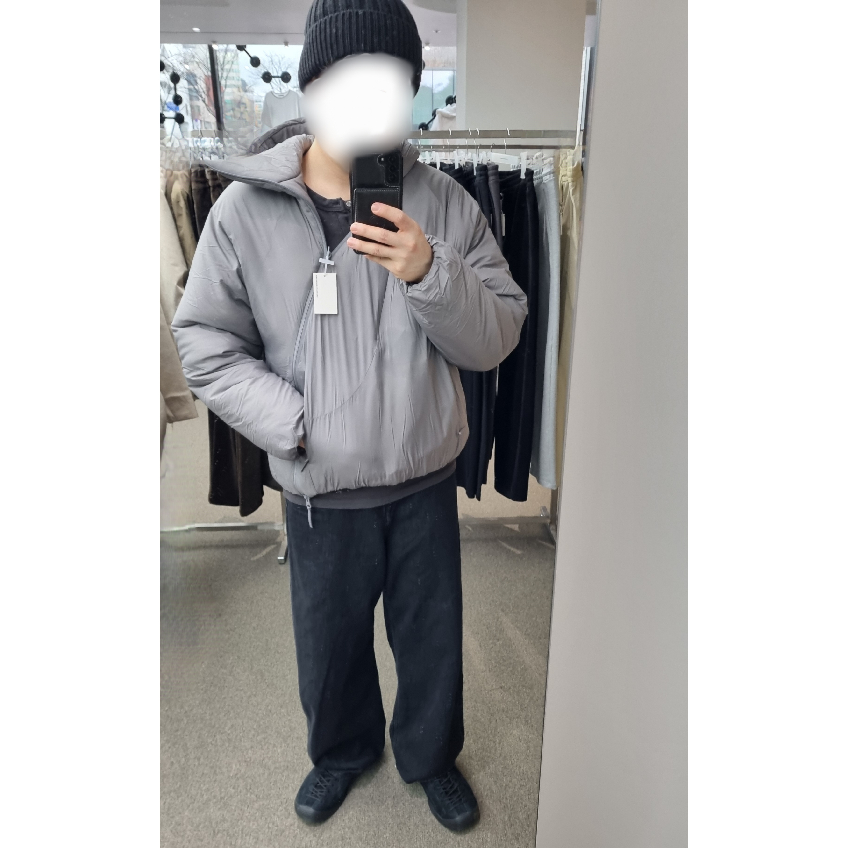 Keen Jasper Suede Sneakers Black, Post Archive Faction (PAF) Air Jacket Grey 착용 스타일 - 1