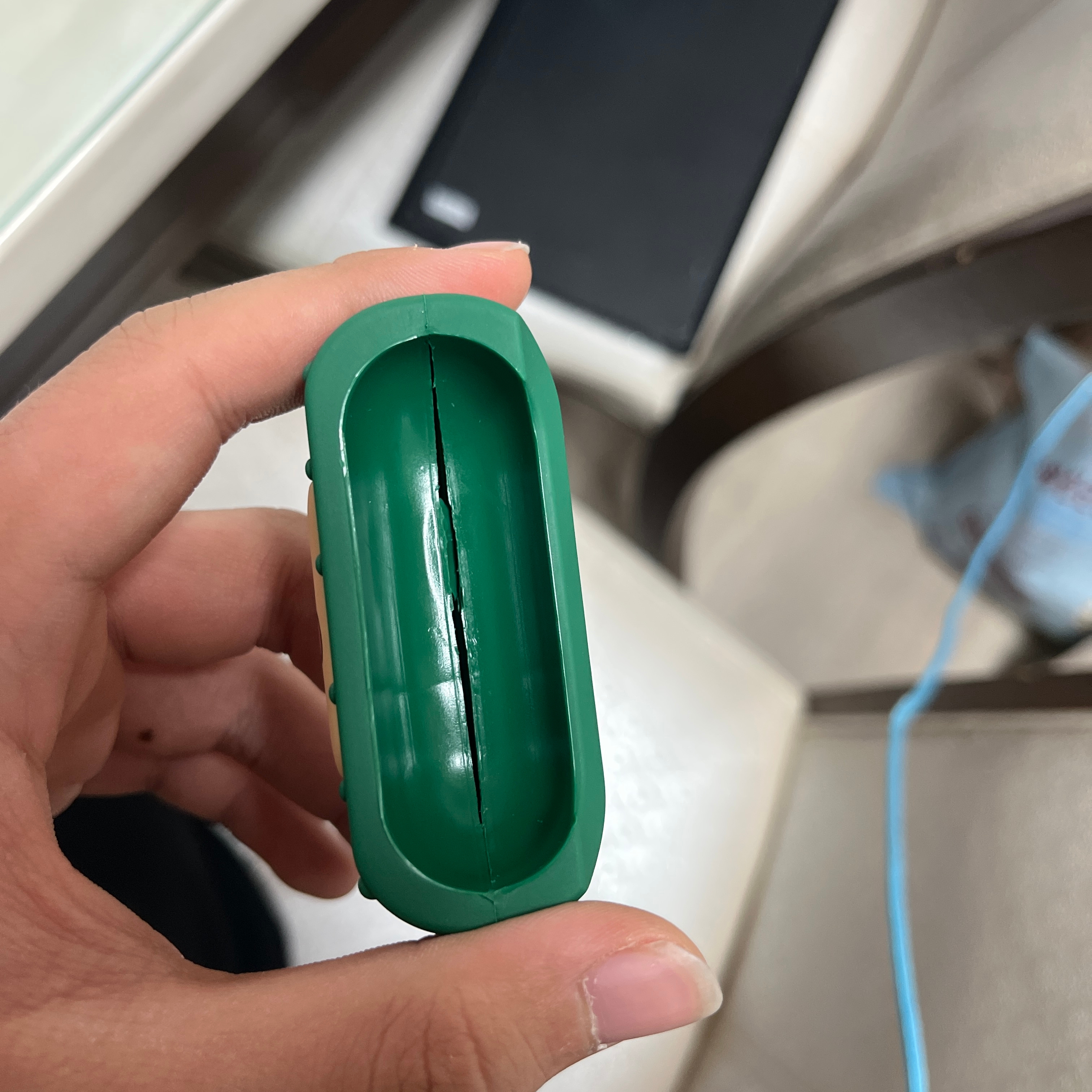 Bbangbbang Robot Airpods Pro 2nd Gen Case 착용 스타일