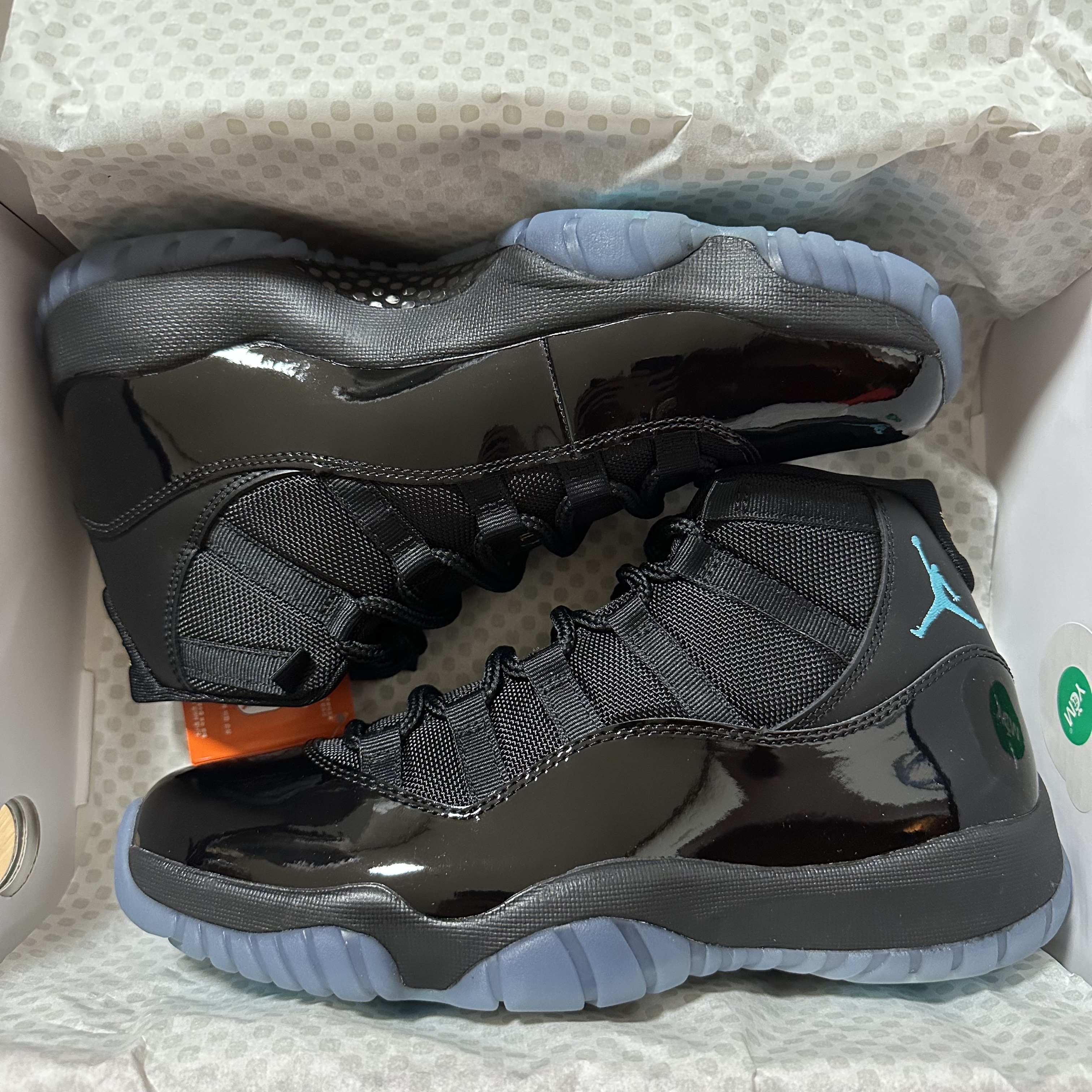 Jordan 11 Retro Gamma, Jordan 11 Retro Low Concord 착용 스타일 - 1