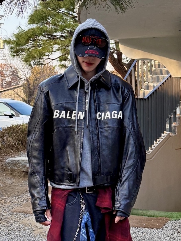 Kamien x MJD Double Hole Belt Black Shearling Calfskin, Nonnod Double knee cover pants Vintage black 착용 스타일 - 2