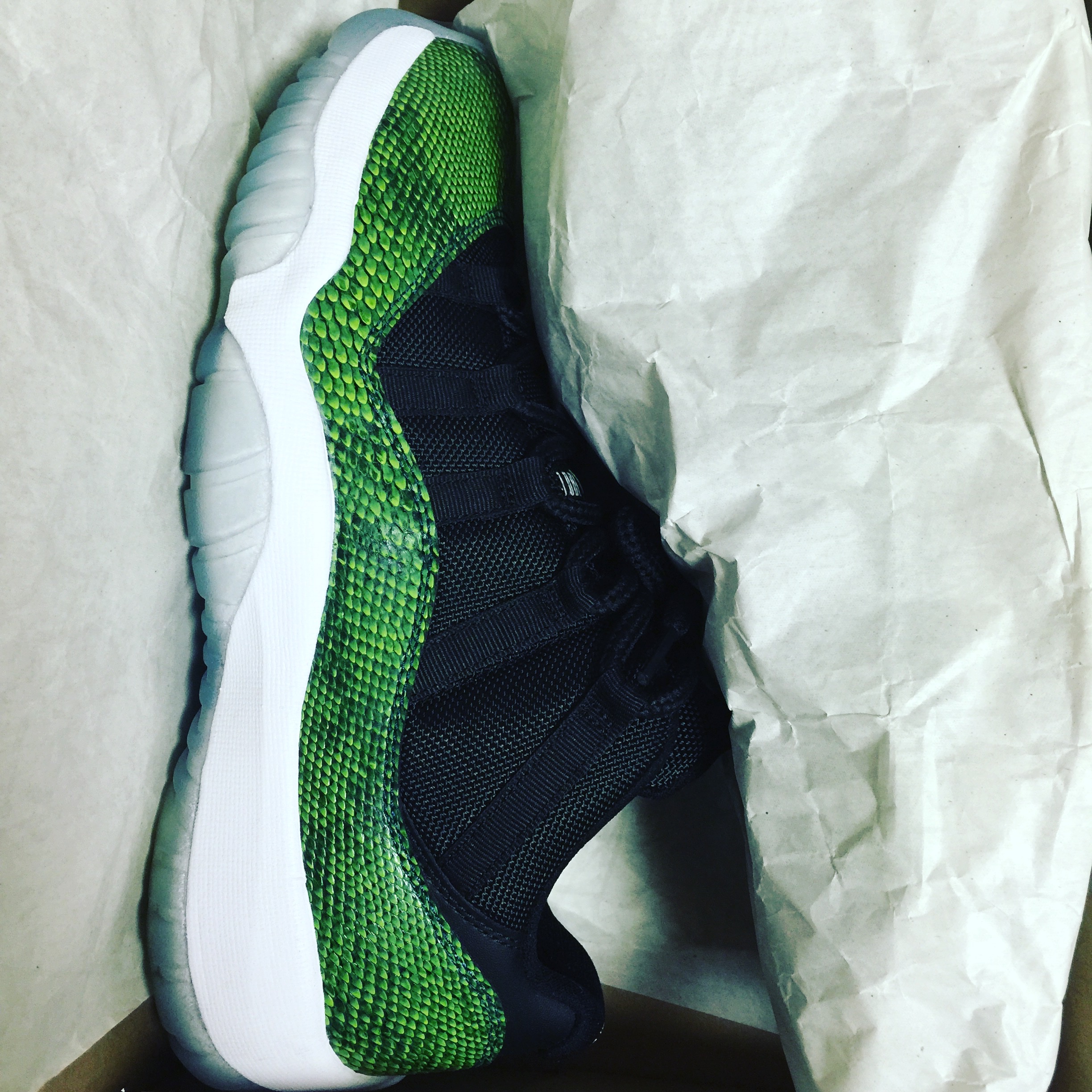 Jordan 11 Retro Gamma, Jordan 11 Retro Low Concord 착용 스타일 - 4