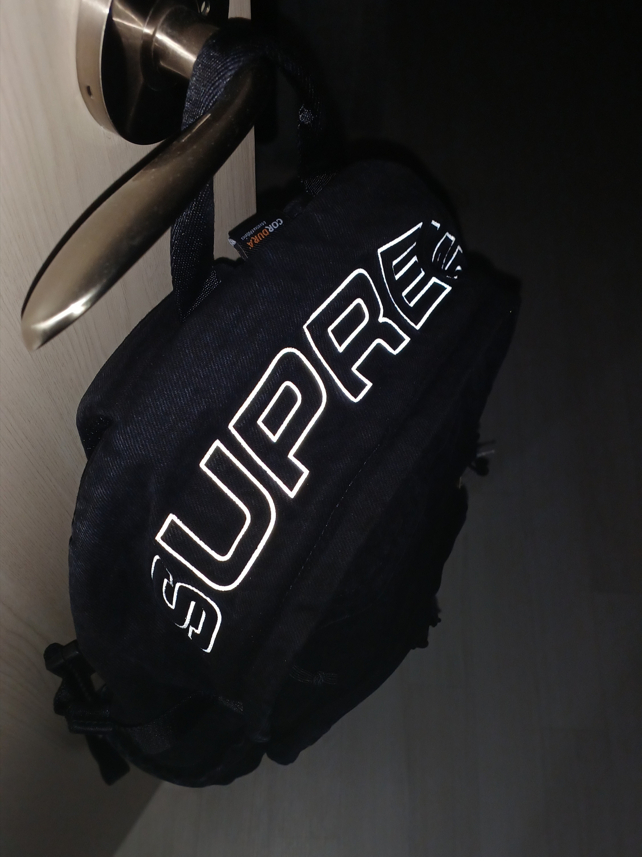 Supreme Denim Backpack Black - 25FW 착용 스타일