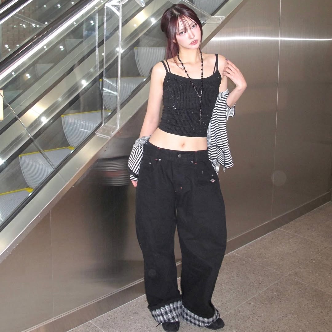 SPORT CHAMBER SC Check Cuff Pants BLACK 착용 스타일 - 5