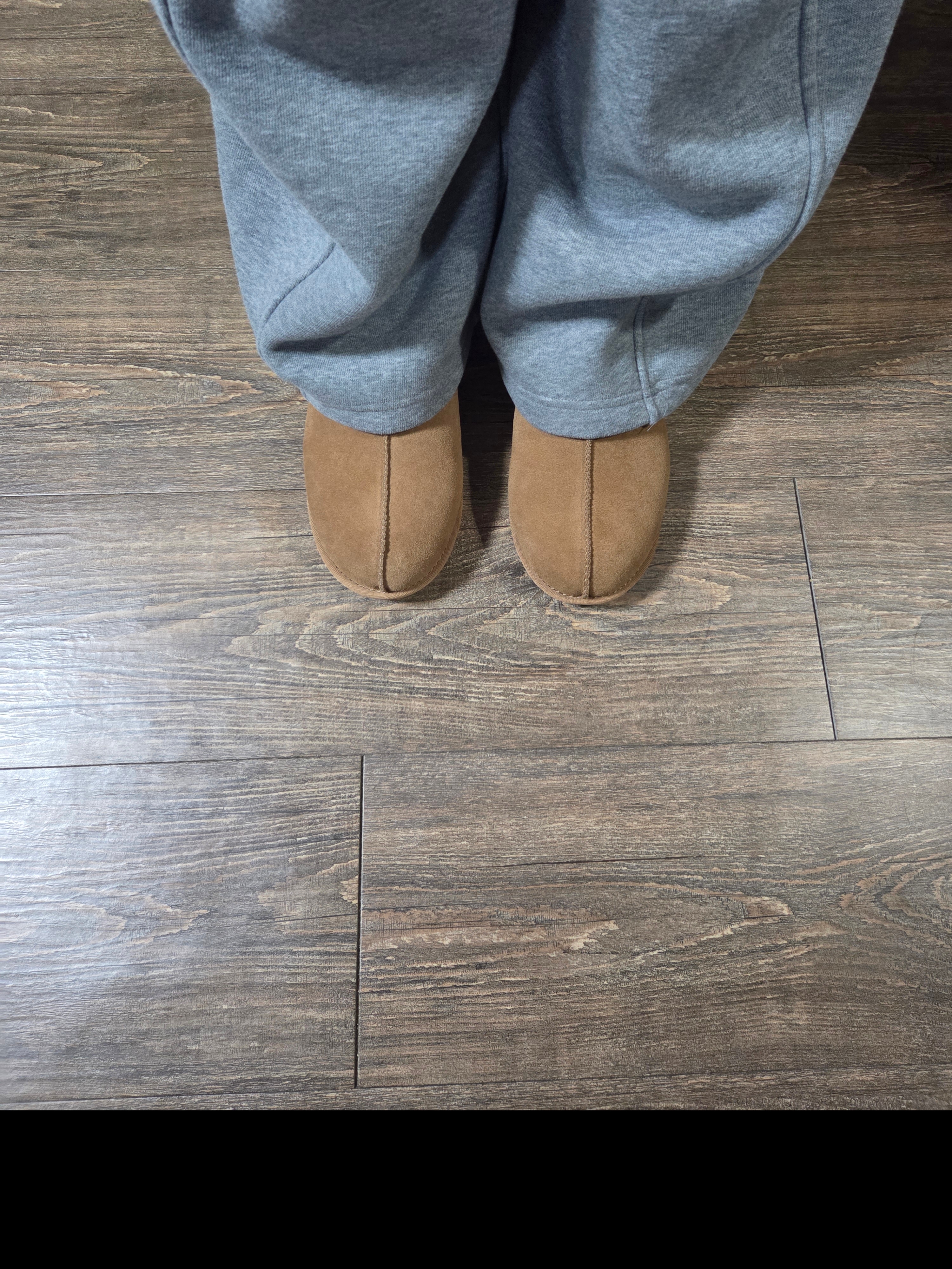 (Kids) UGG Tasman II Slipper Chestnut 착용 스타일 - 1