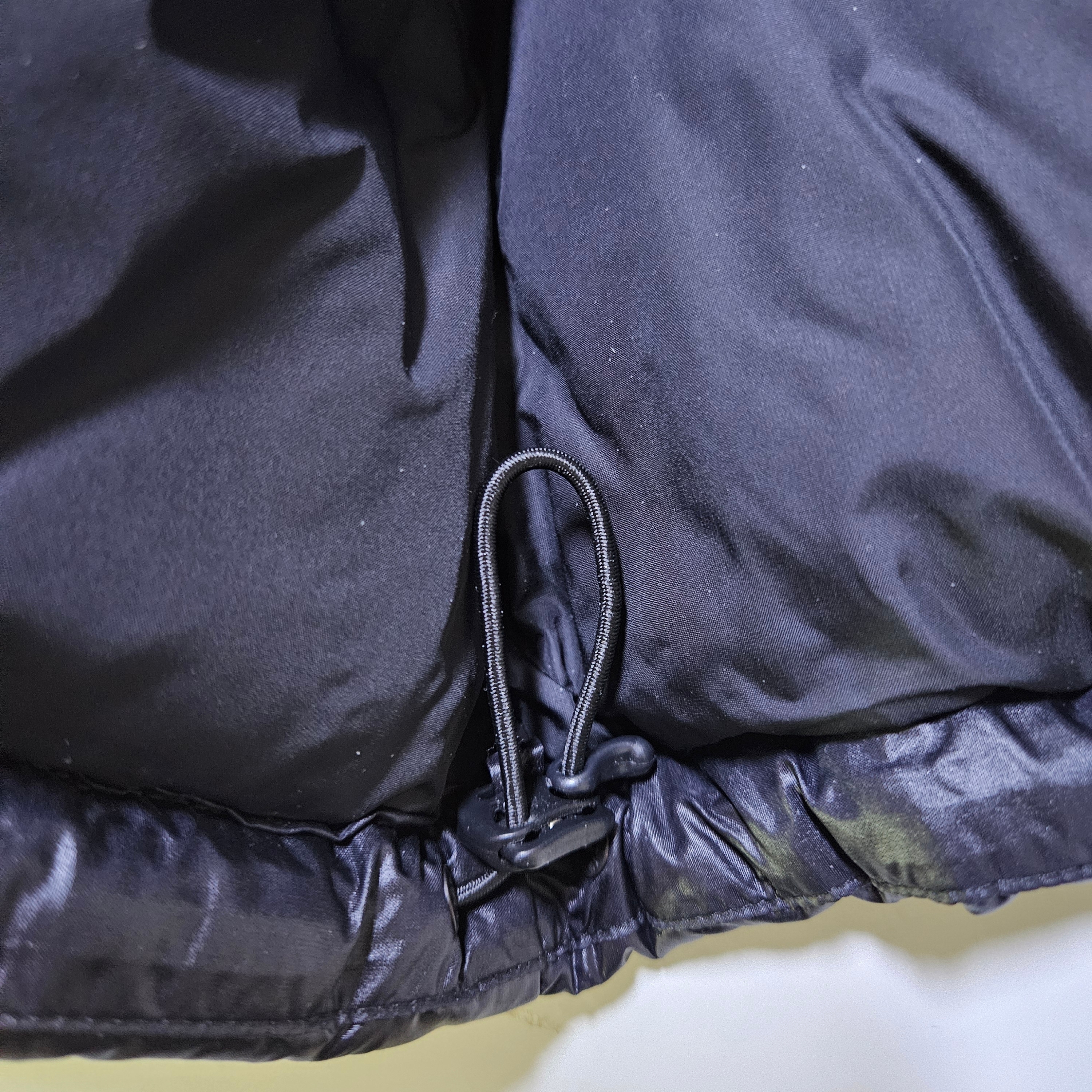 The North Face On Ball Jacket Black 착용 스타일 - 2