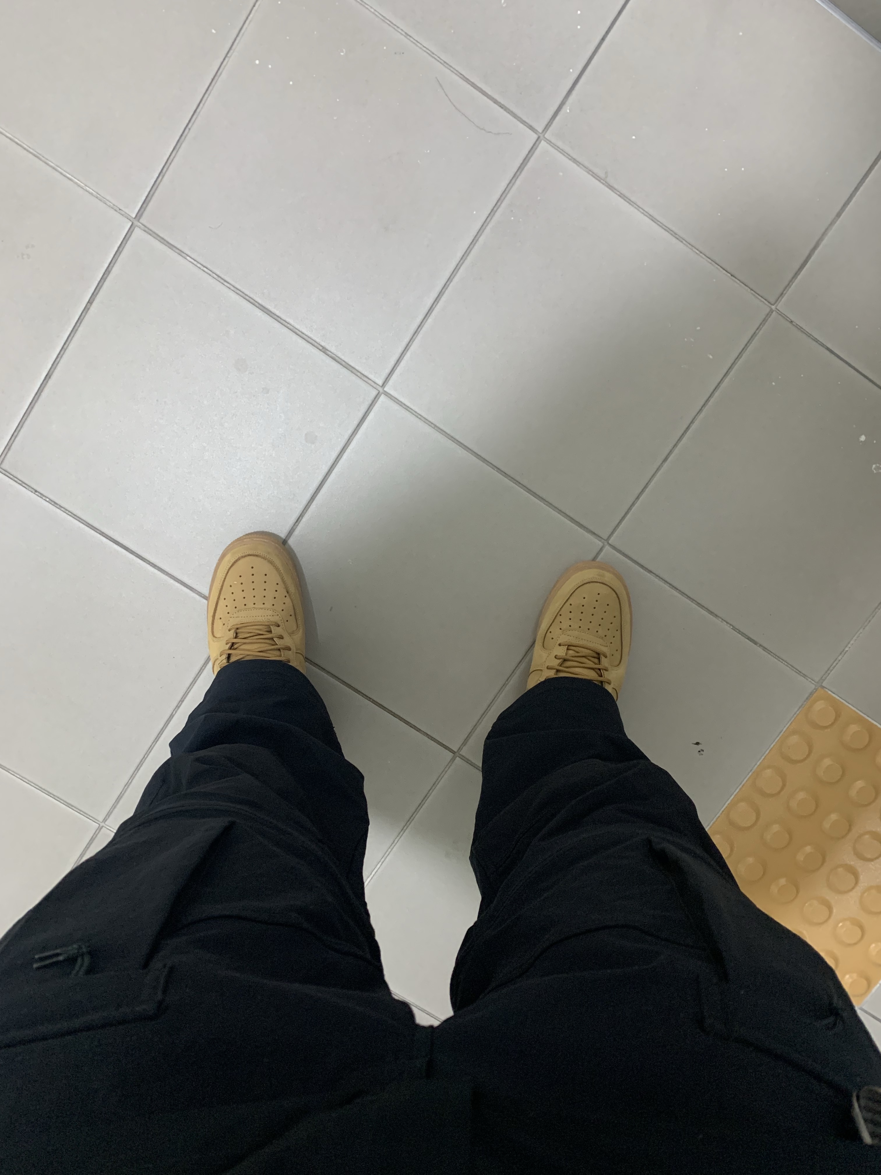 Nike ACG Storm-Fit ADV Cascade Rains Full Zip Jacket Black - Asia, Nike ACG Smith Summit Cargo Pants Black Anthracite - Asia 착용 스타일 - 2