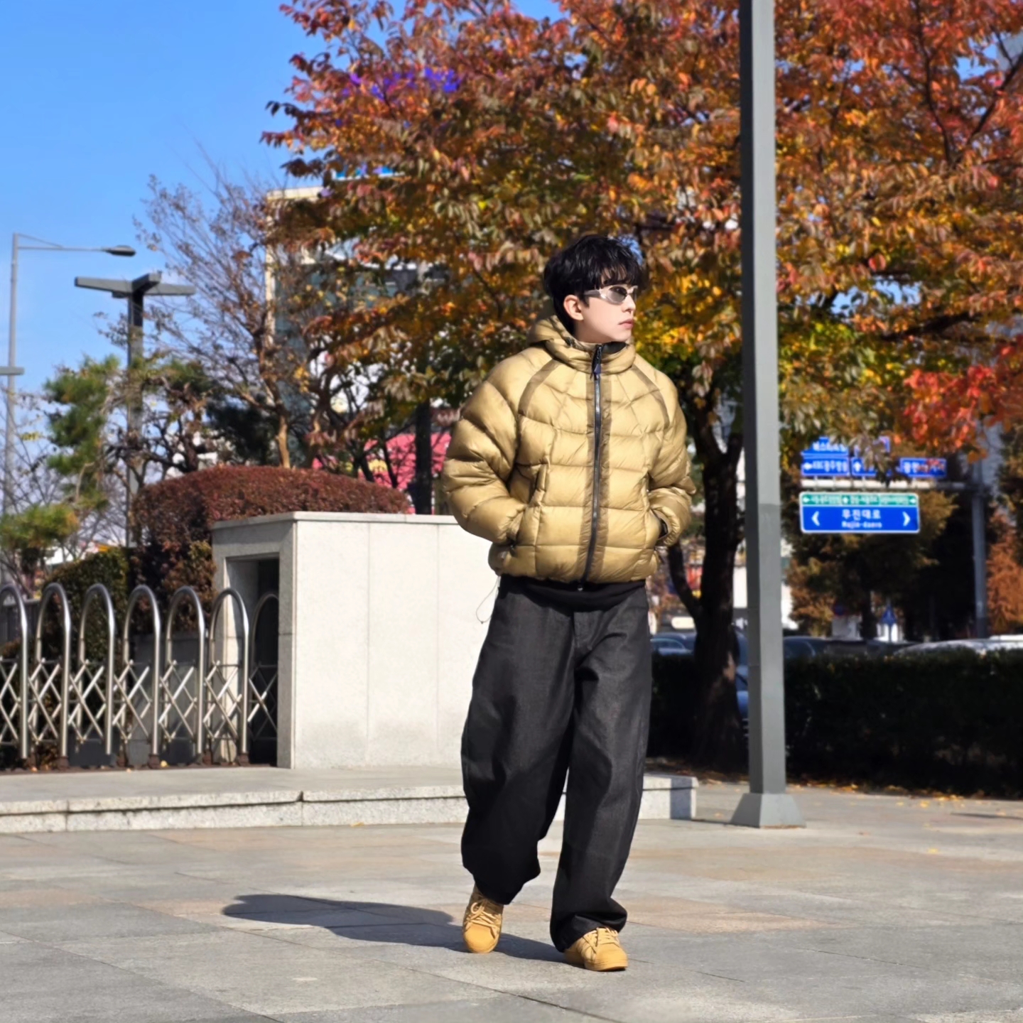 Adidas Superstar Golden Beige 착용 스타일 - 5