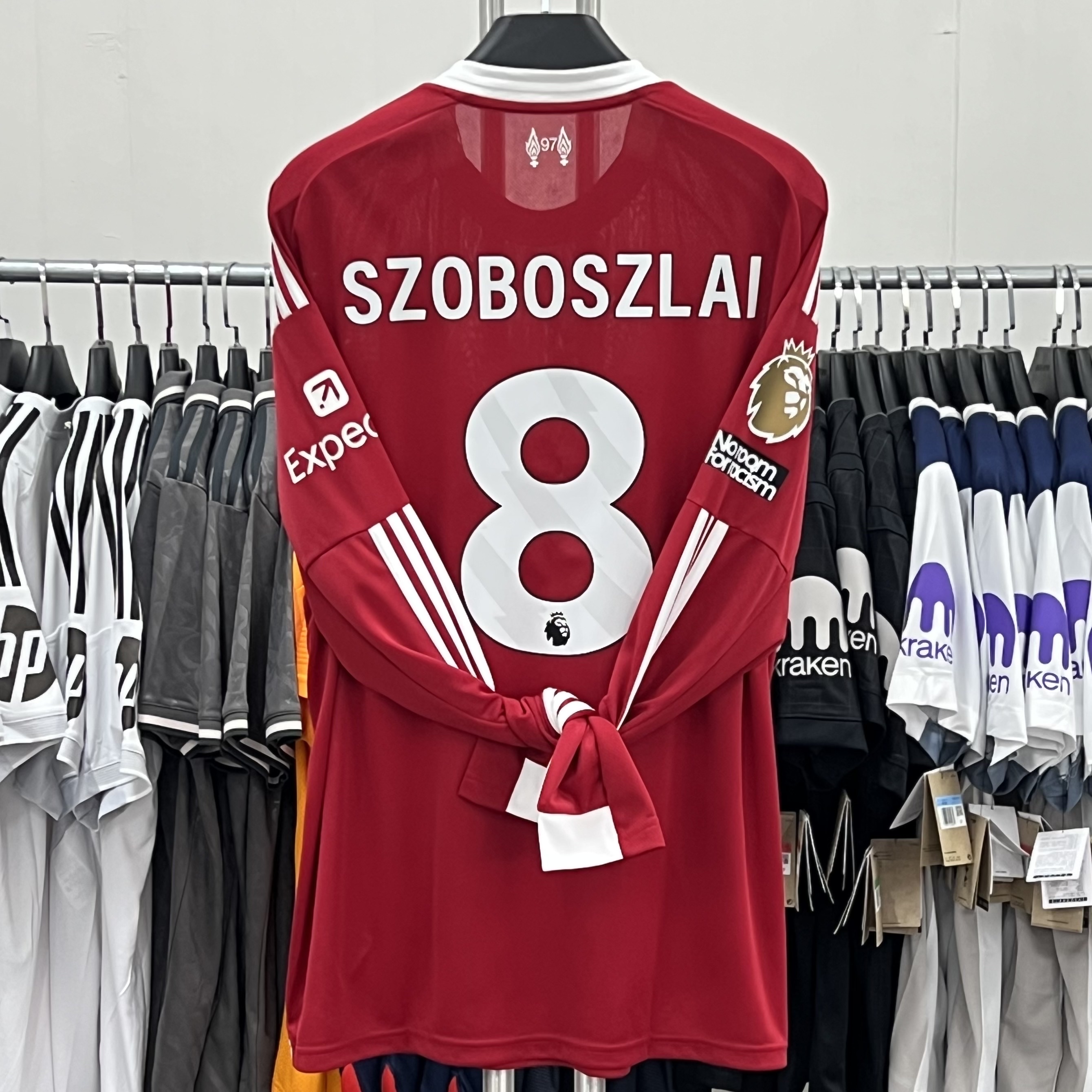 Adidas Liverpool FC 2025/26 Home Long Sleeve Jersey Strawberry Red - KR Sizing (Non Marking Ver.), Adidas Liverpool FC Tiro 25 Competition Training Top Wonder White - KR Sizing (Non Marking Ver.) 착용 스타일 - 1