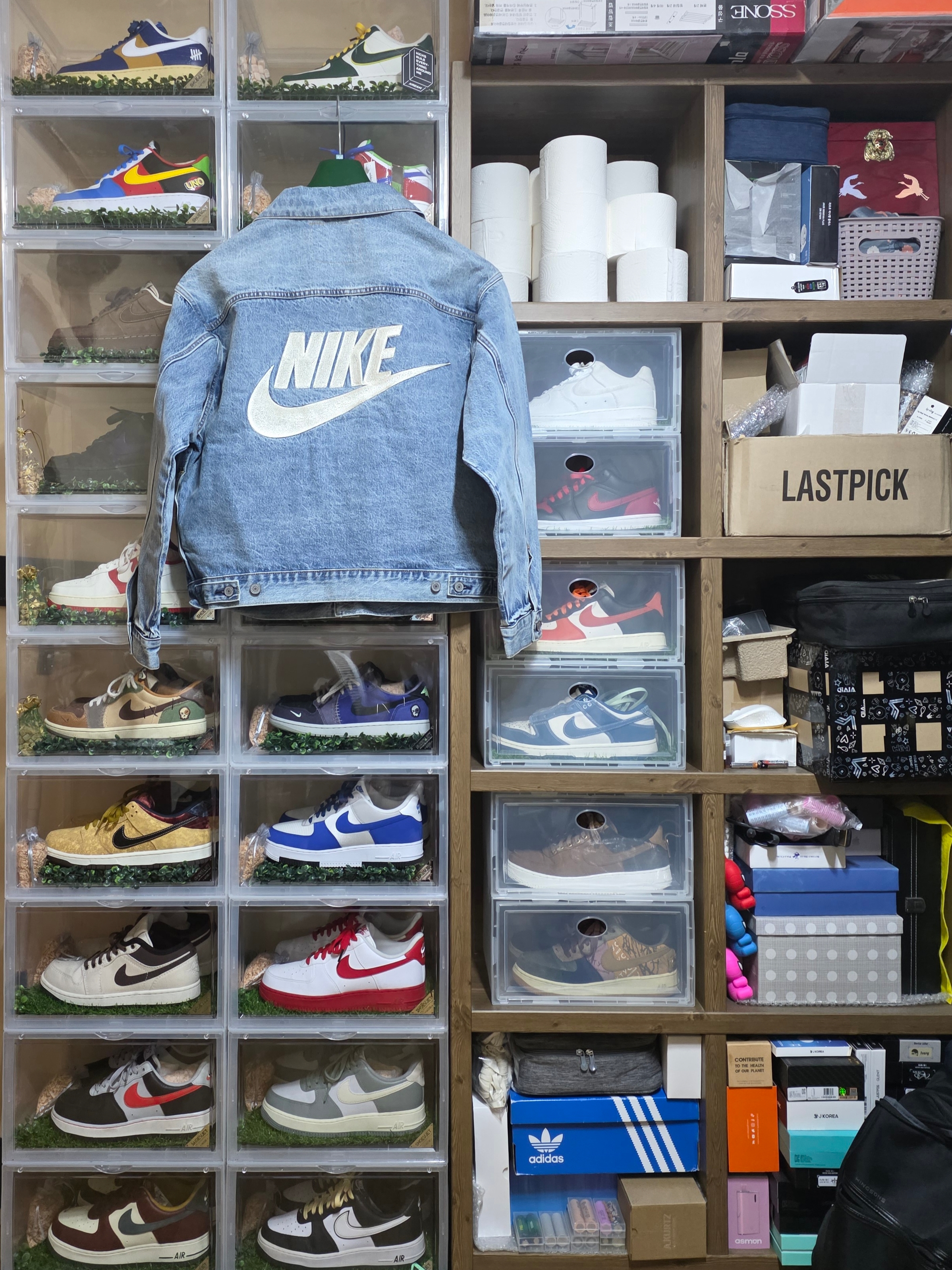 Levi's x Nike Trucker Jacket Light Blue 착용 스타일 - 2