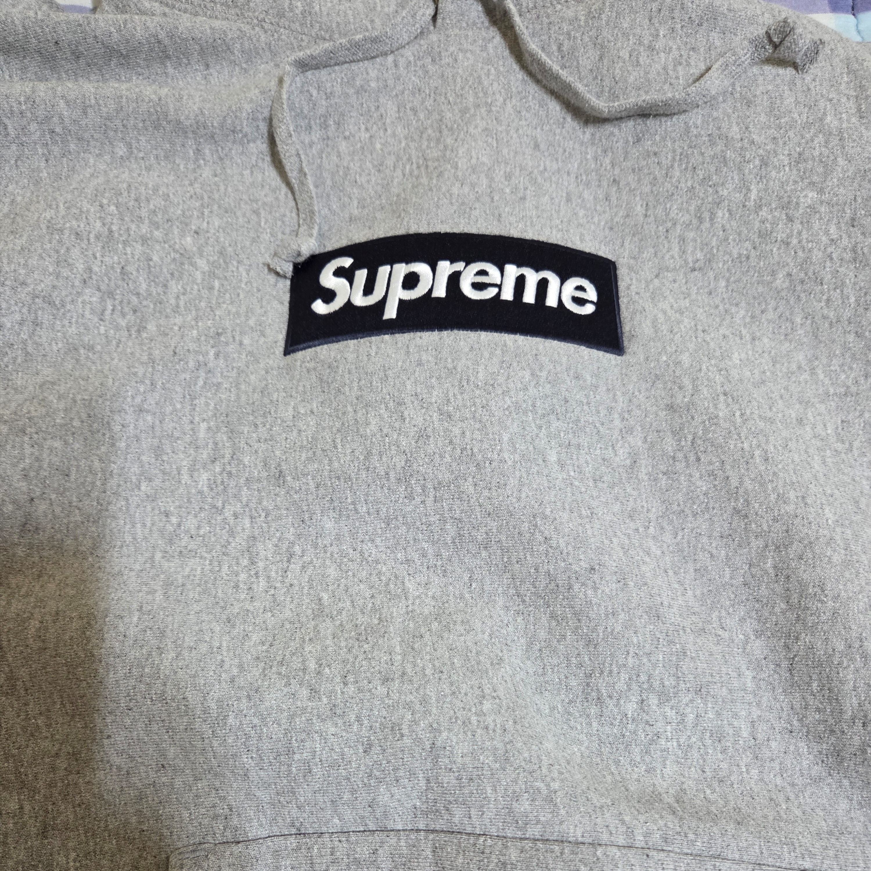 Supreme Box Logo Hooded Sweatshirt Heather Grey - 25FW 착용 스타일