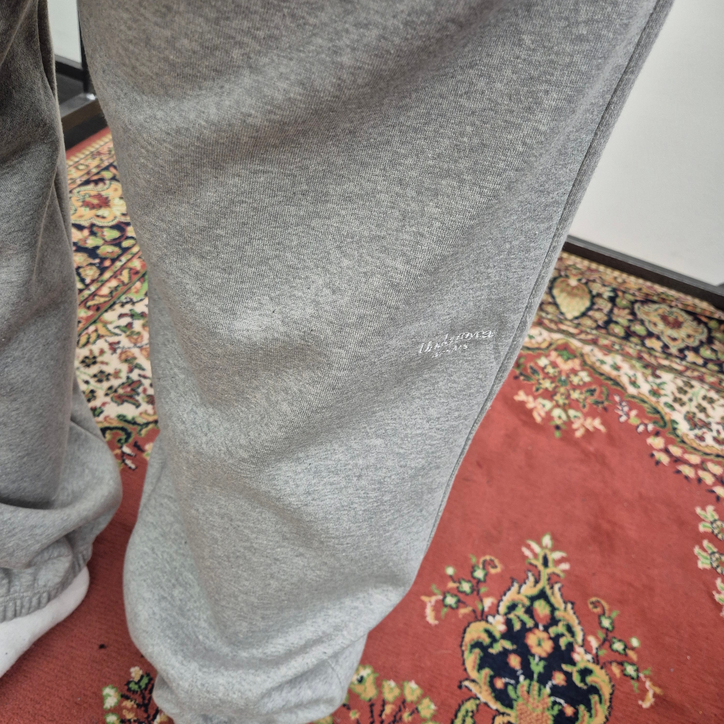 Undermycar Mu.03 Anti Fxxking Logo Play Oversized Sweat Jogger Melange Gray 착용 스타일