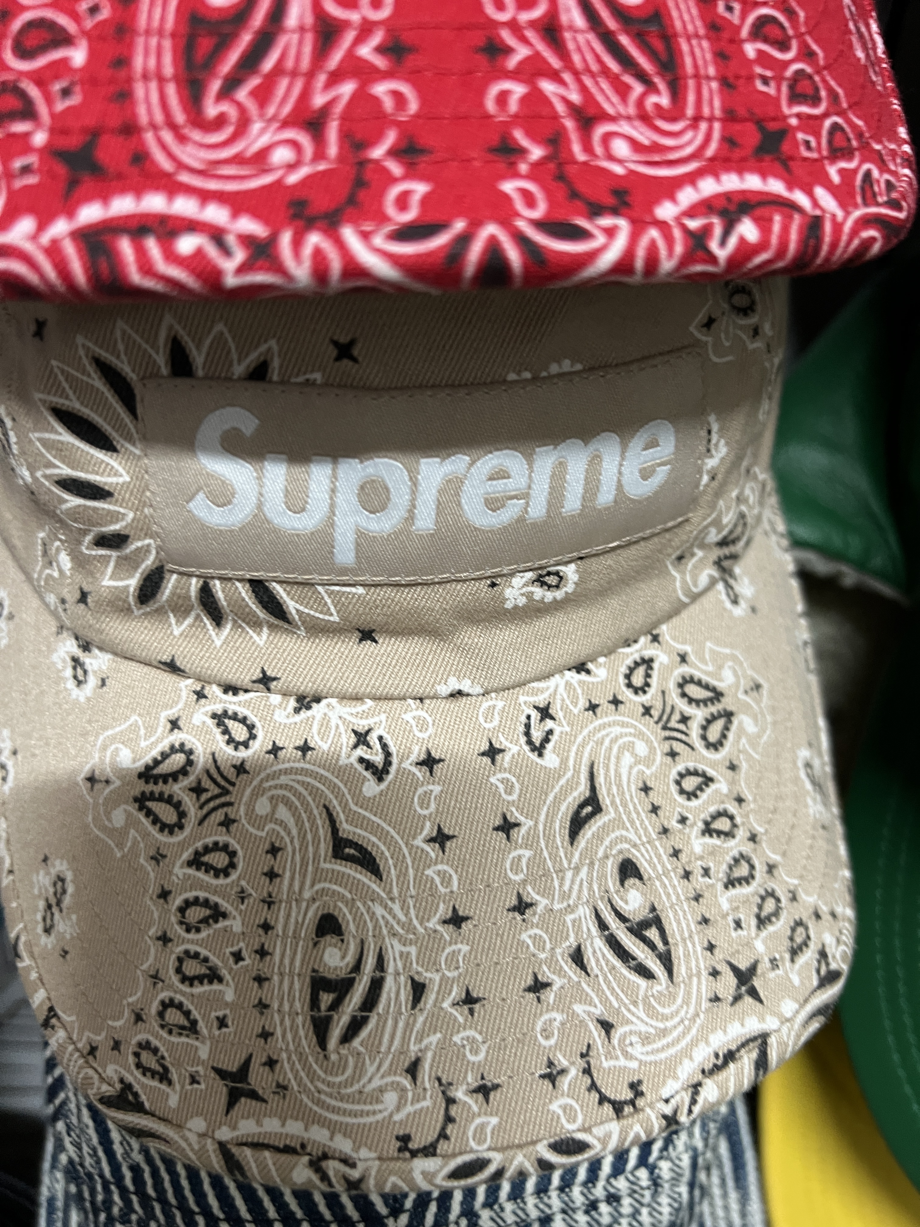 Supreme Bandana Camp Cap Tan - 21SS 착용 스타일 - 1
