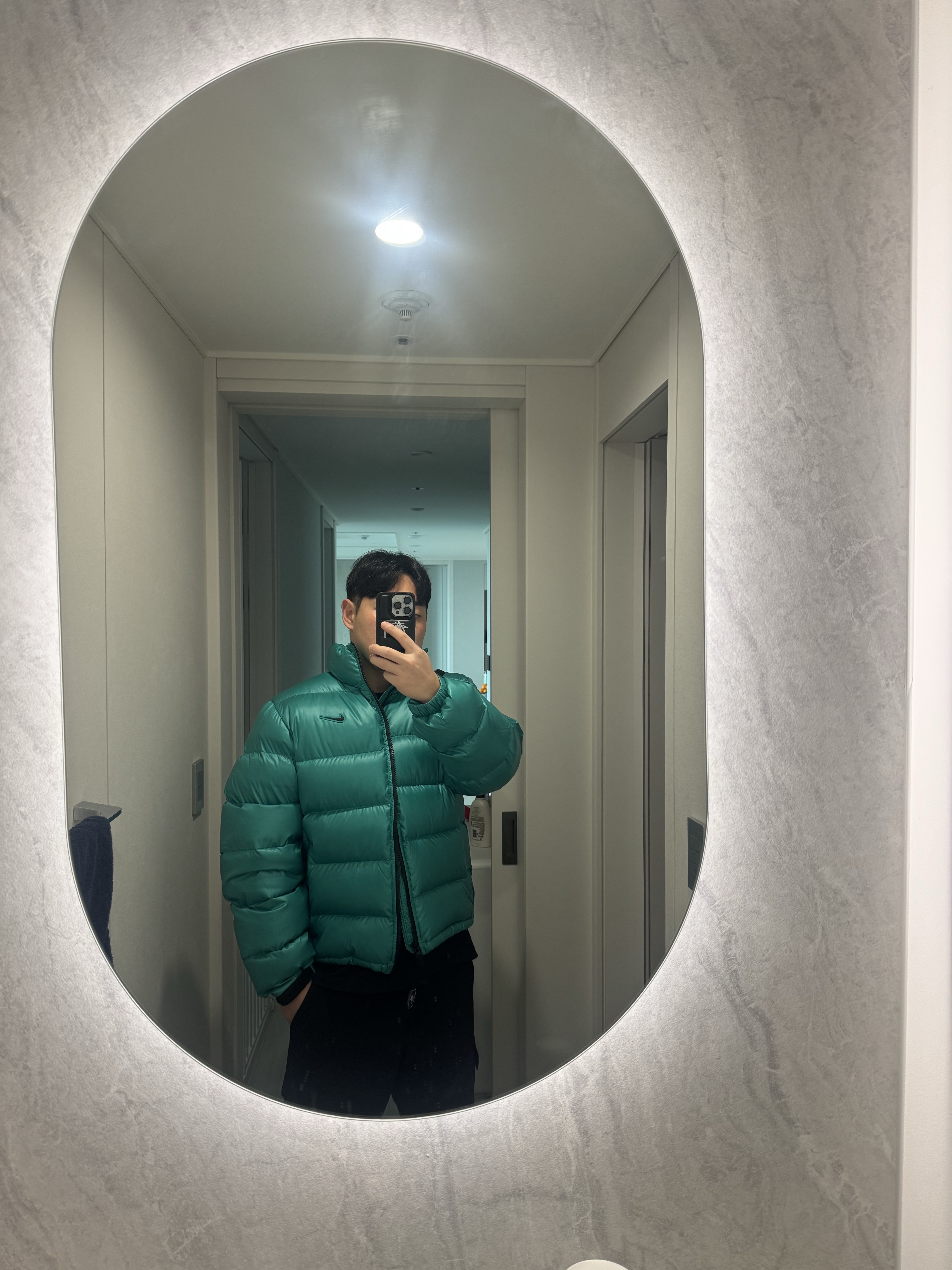 Nike x Drake Nocta Sunset Puffer Jacket Neptune Green Black - Asia 착용 스타일
