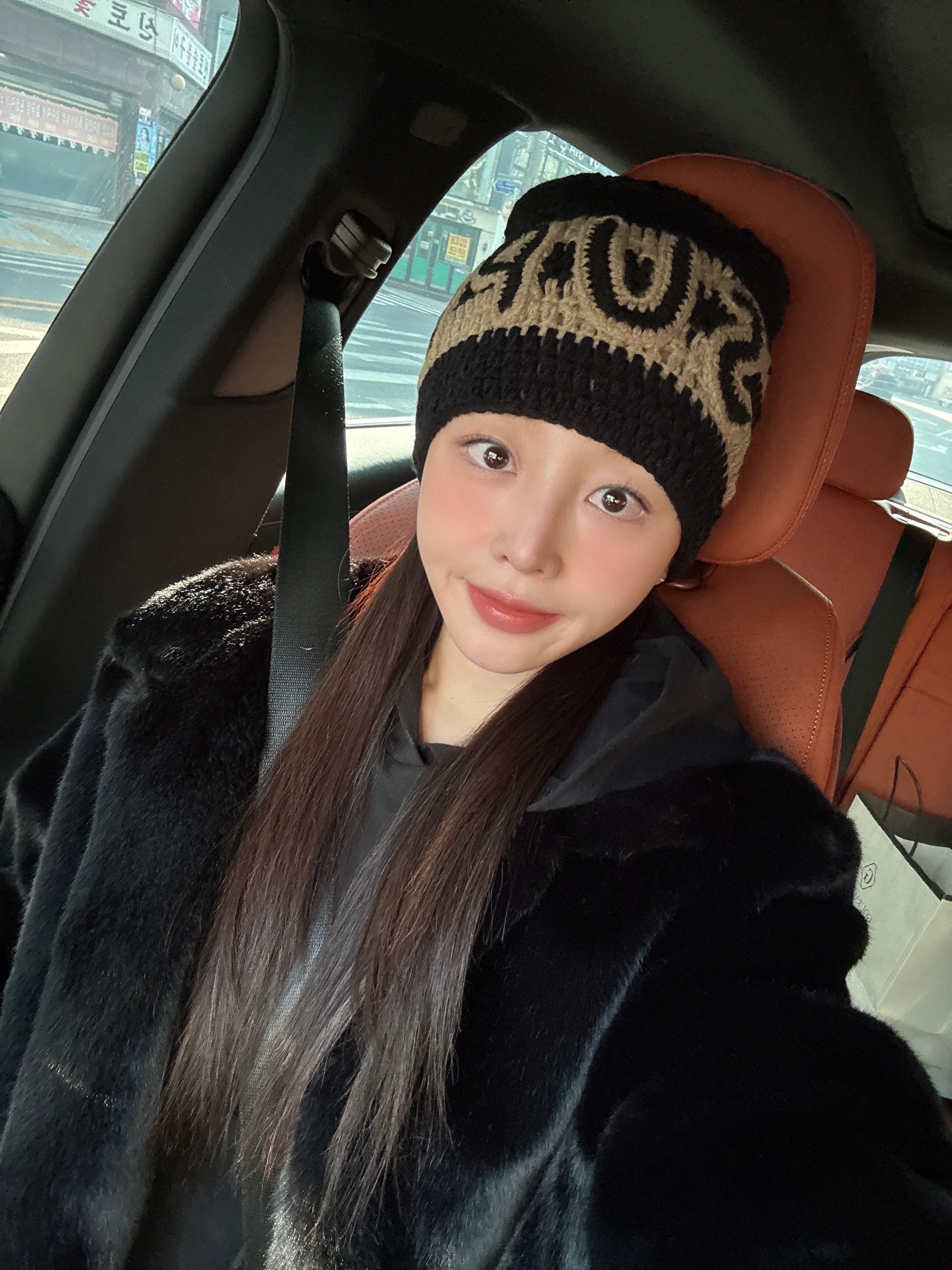 Supreme Crochet Logo Beanie Black - 25FW, (W) Glowny G Comfort Hoodie Gray 착용 스타일 - 3