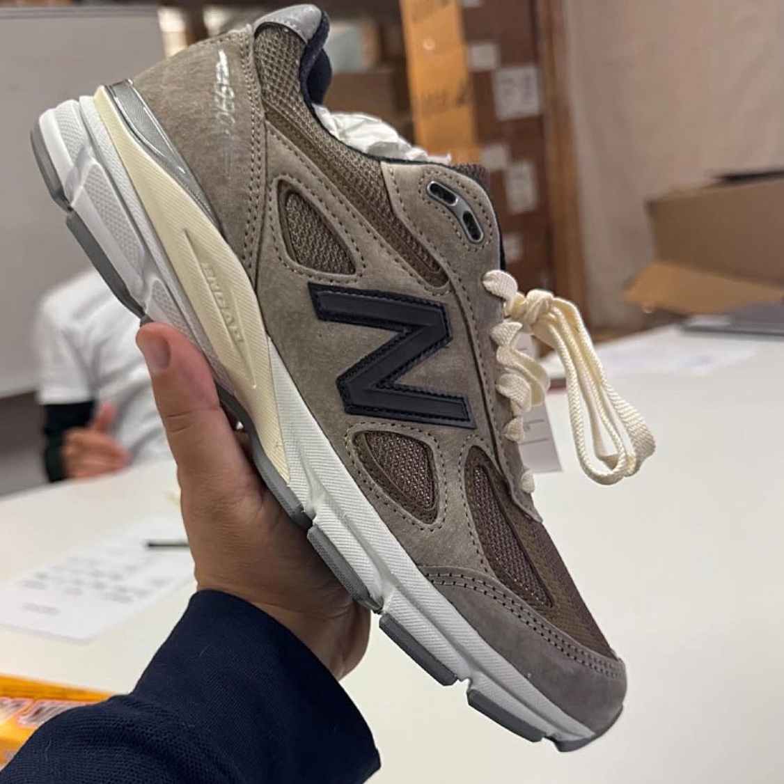 New Balance x JJJJound 990v3 Made in USA Grey 착용 스타일