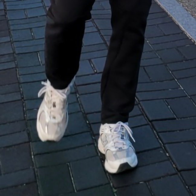 New Balance 530 White 착용 스타일