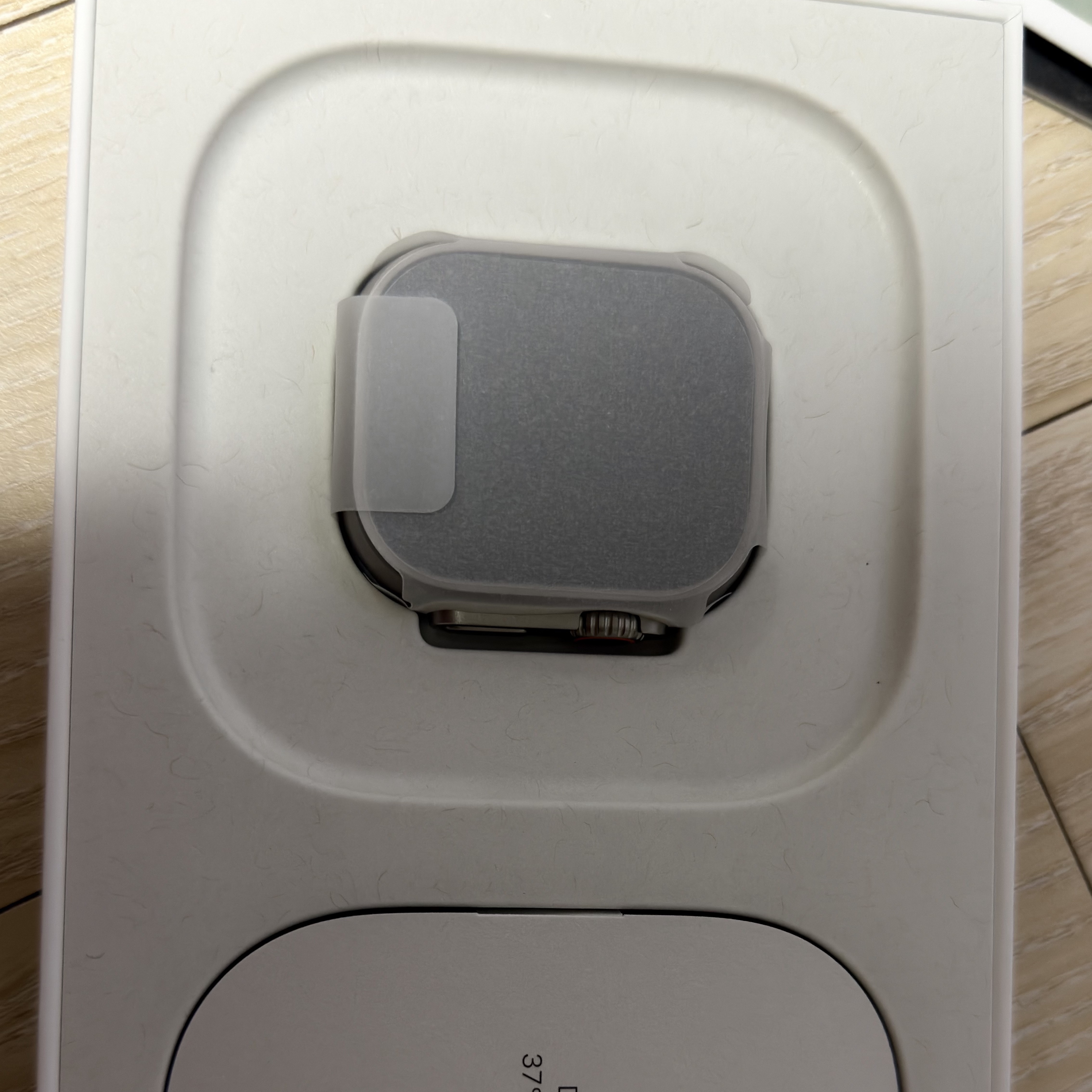 Apple Watch Ultra 3 49mm Natural Titanium Case with M/L Trail Loop Blue Bright Blue (Korean Ver.) 착용 스타일 - 2